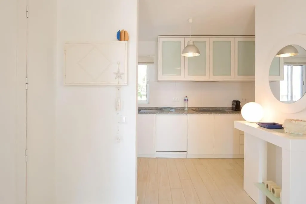 Kitchen or kitchenette in Beautiful apartment set in the heart of Quinta - Newly Refurbished