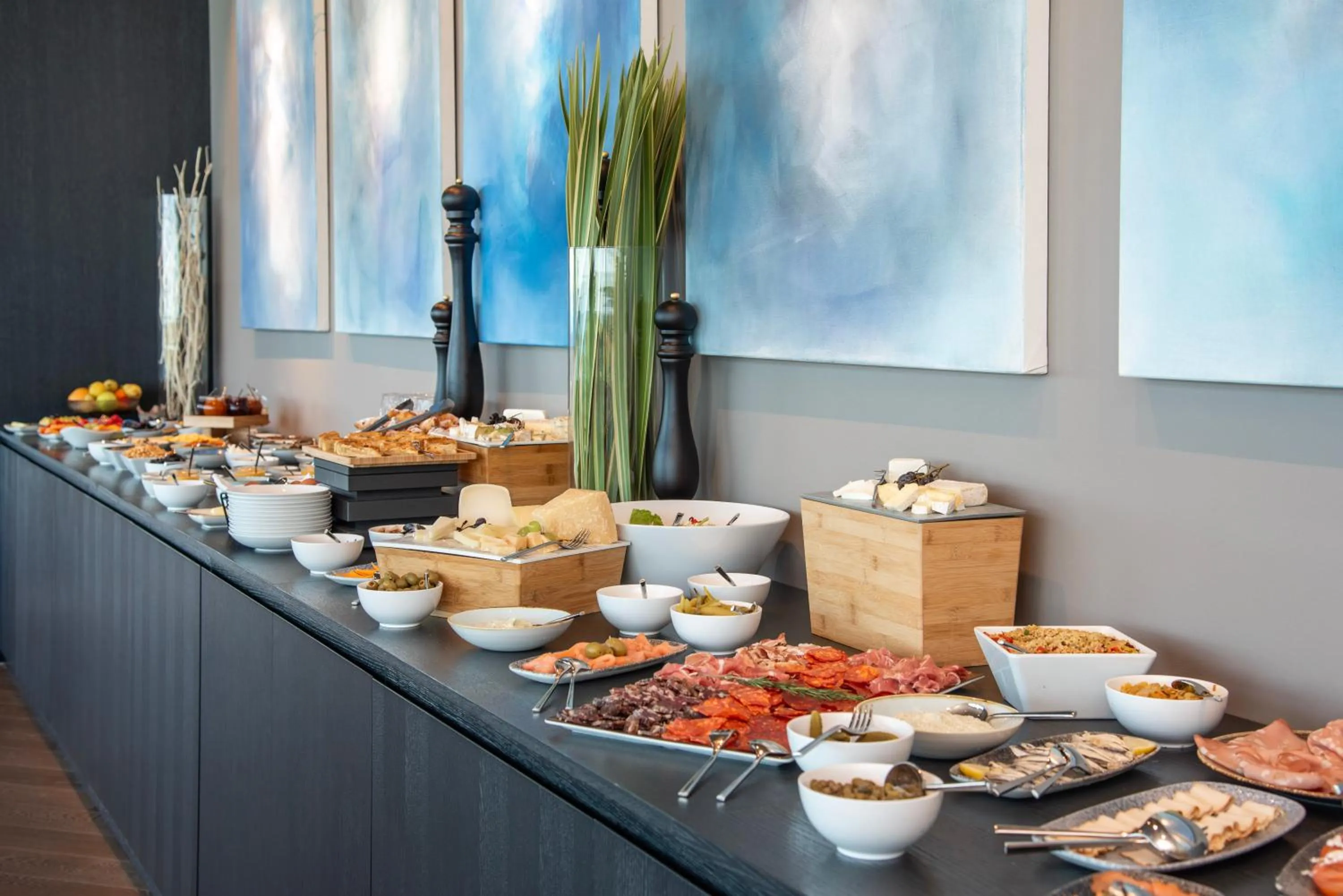 Food and drinks in Petram Resort & Residences