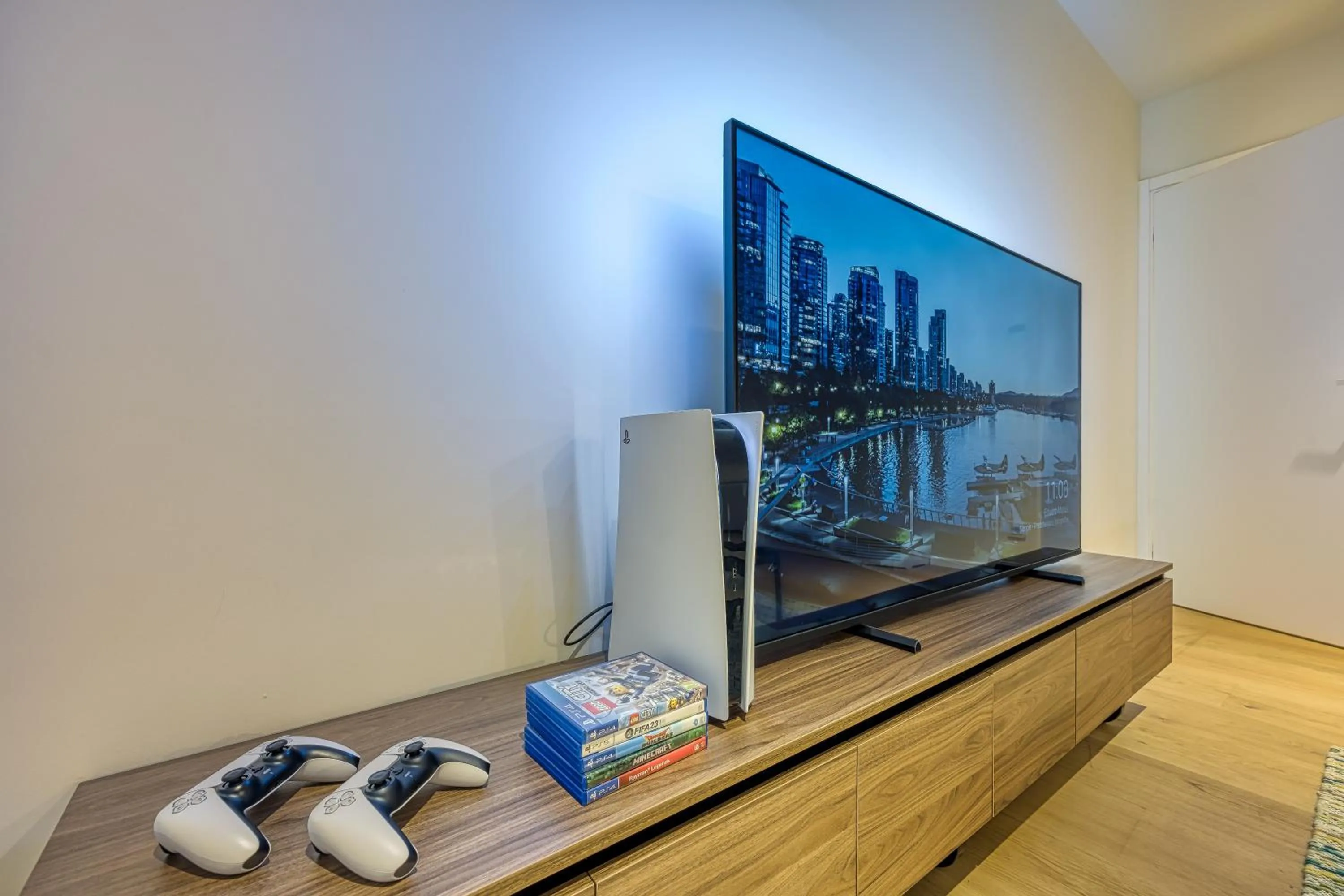 TV and multimedia in Petram Resort & Residences