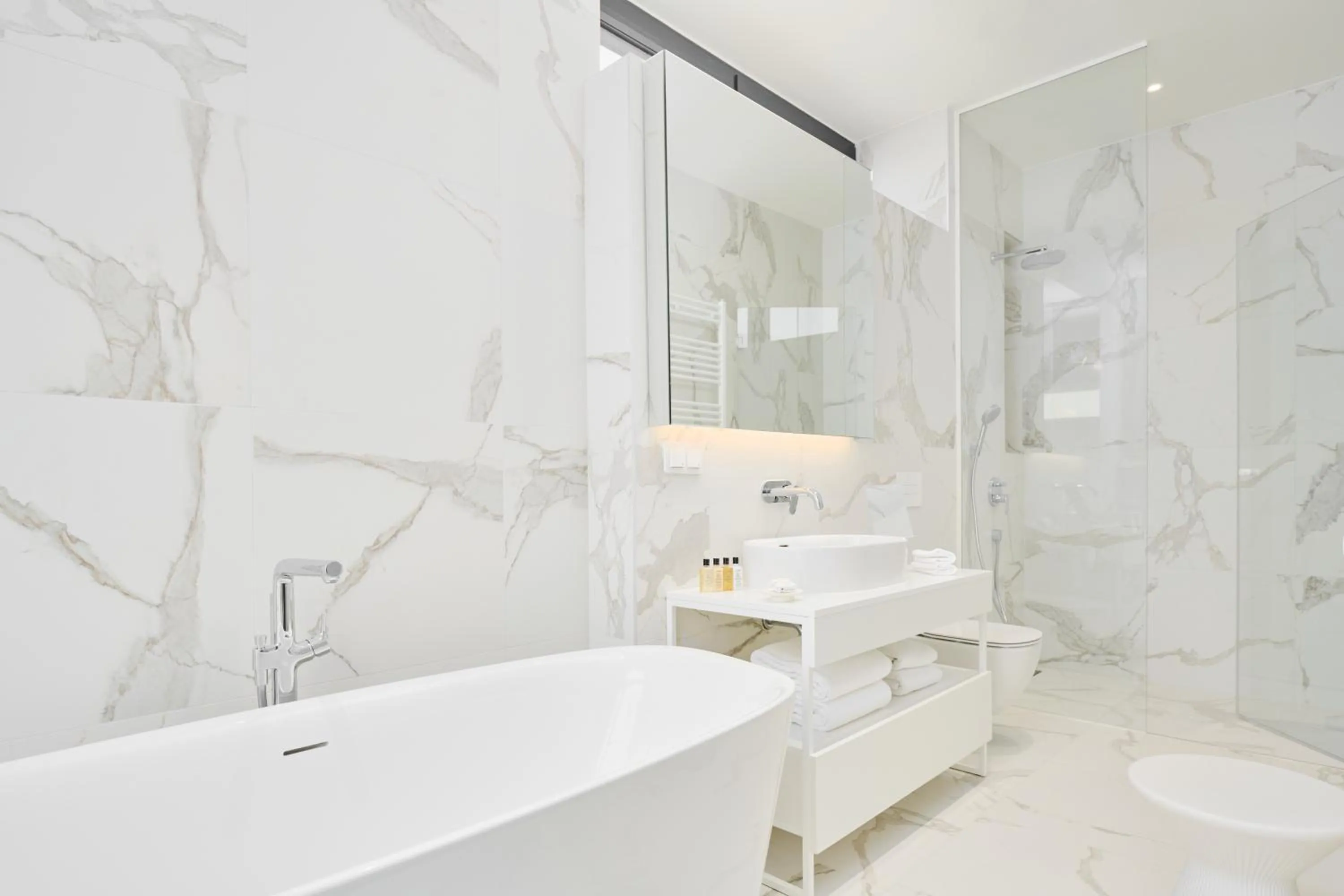 Shower in Petram Resort & Residences