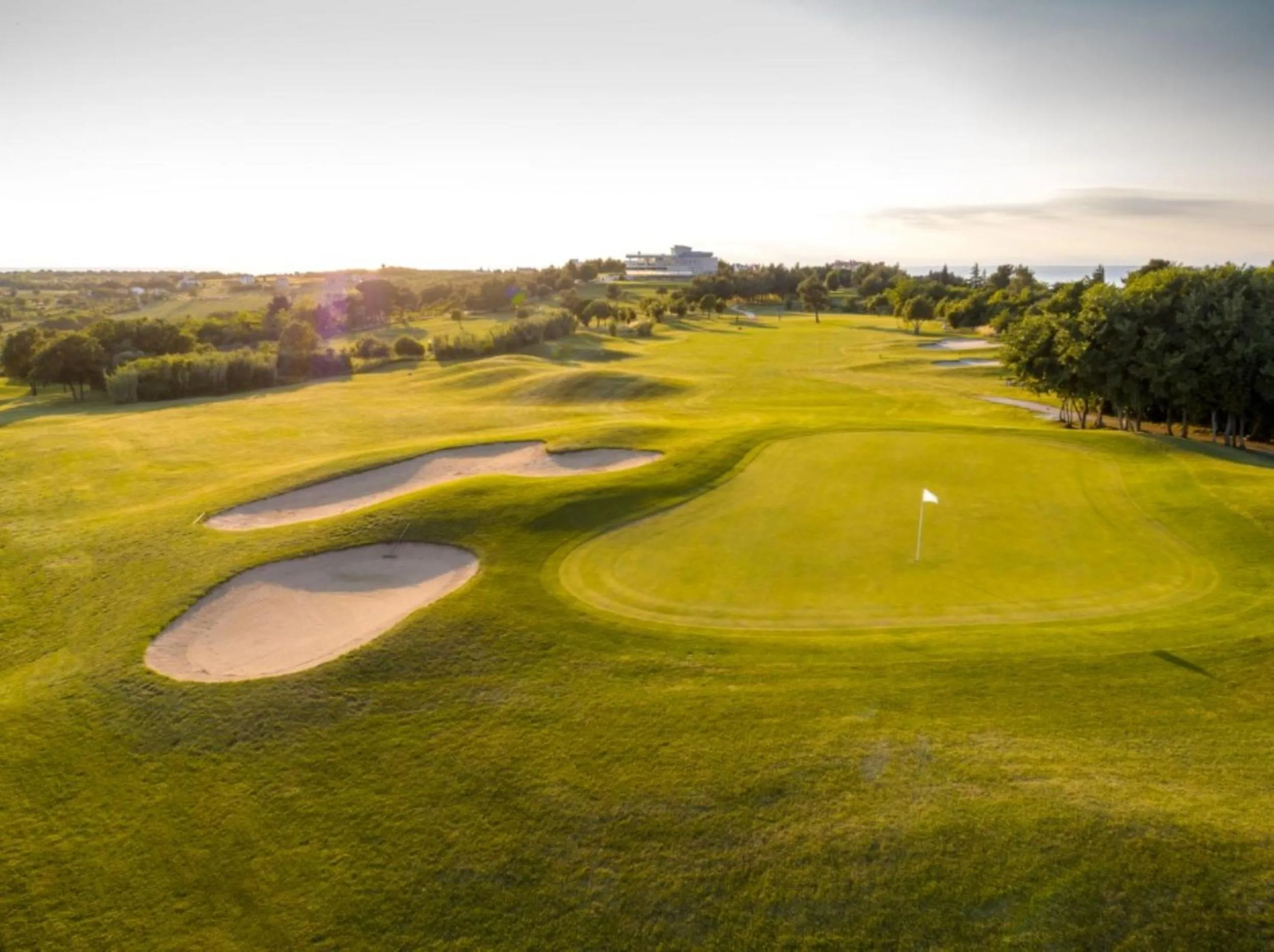 Golfcourse in Petram Resort & Residences