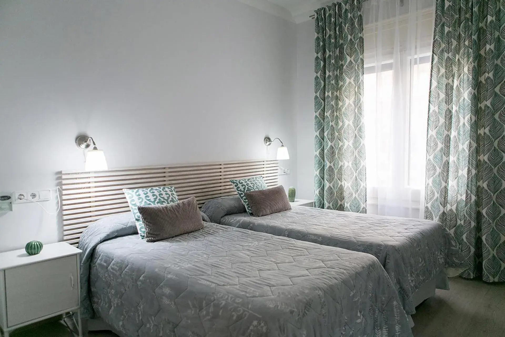 Exterior Twin Room with Shared Bathroom in Blanc Guest House Exterior Twin Room with Shared Bathroom in Blanc Guest House