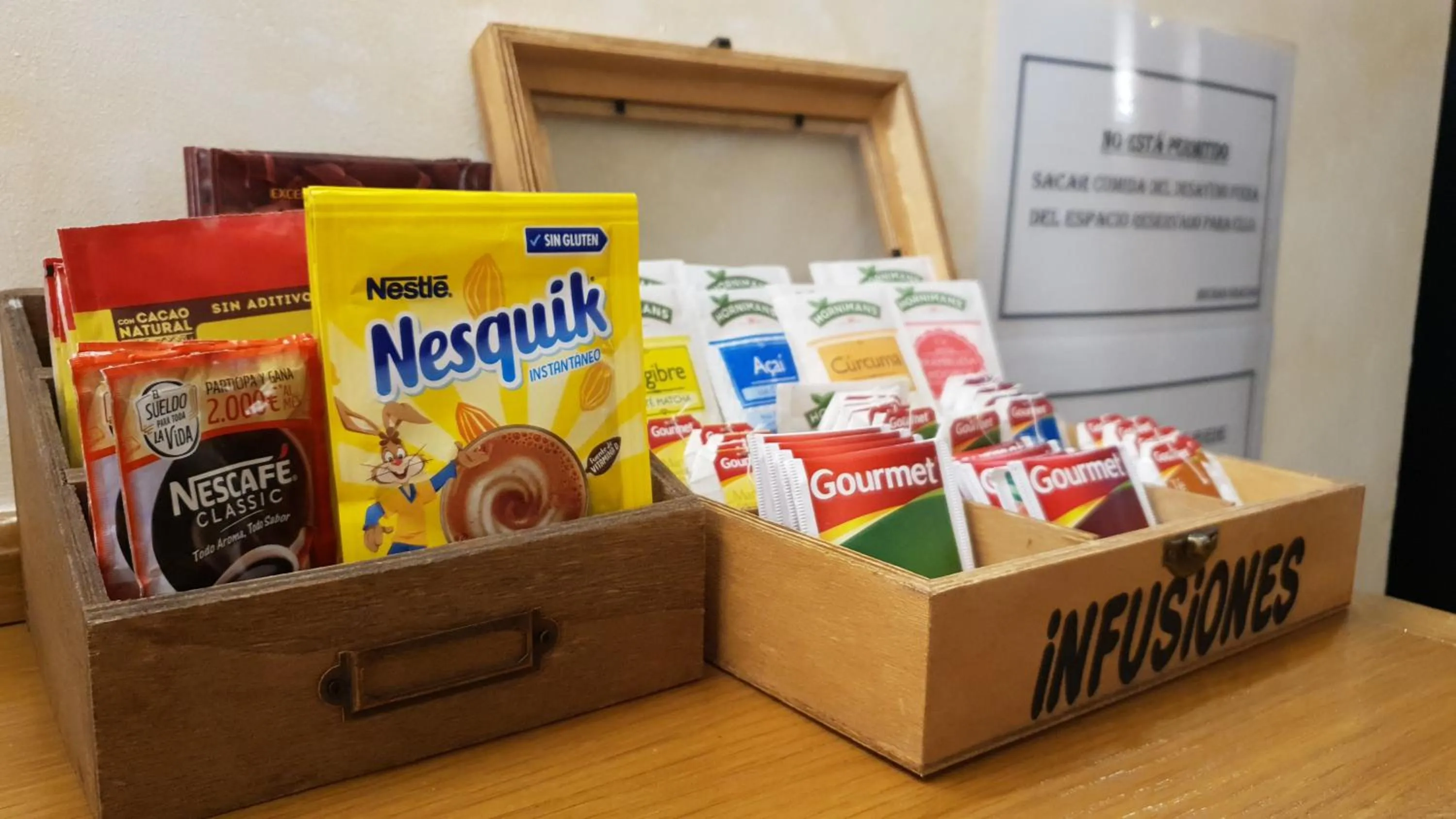 Breakfast in Abadía Burgos Camino Santiago