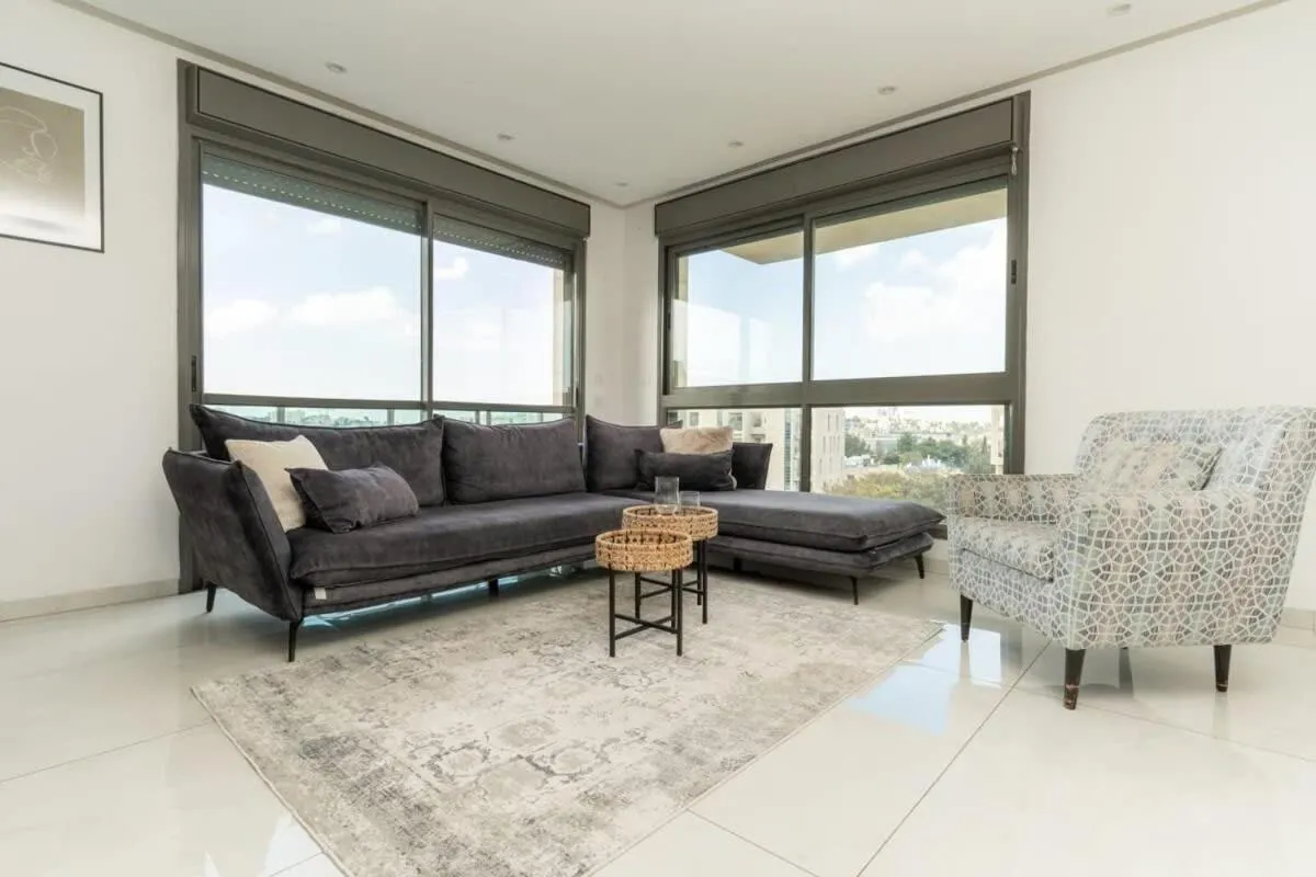 Luxury 3 Bedrooms apartment in Baka