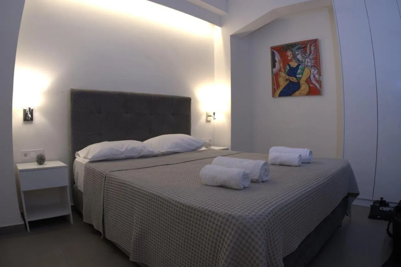 Bed in Synathens II - Apartments & Studios