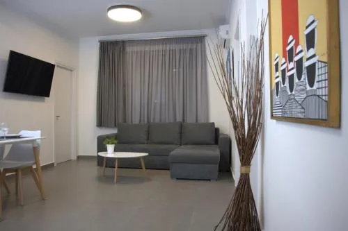 Synathens II - Apartments & Studios