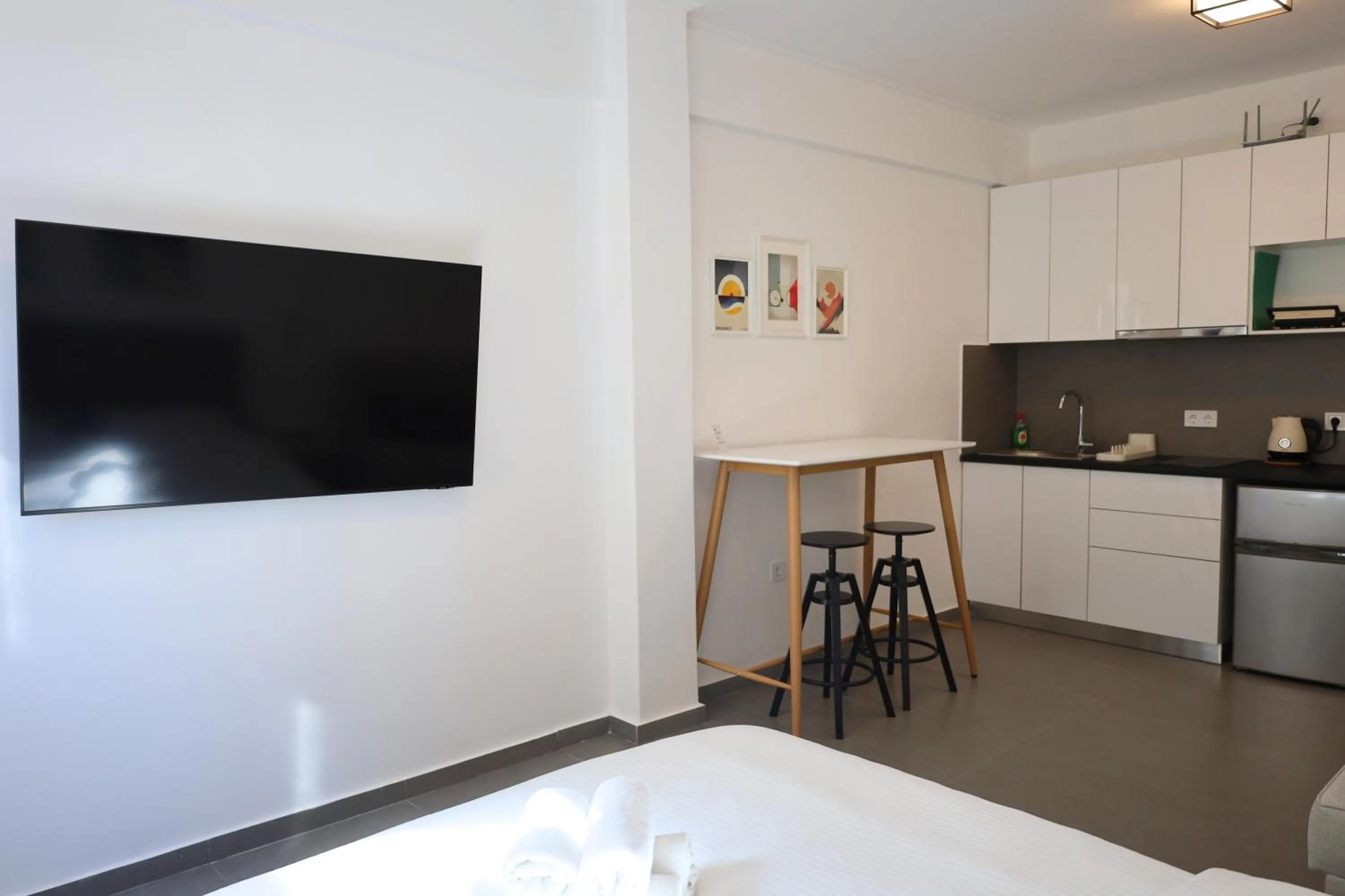 Bed in Synathens II - Apartments & Studios