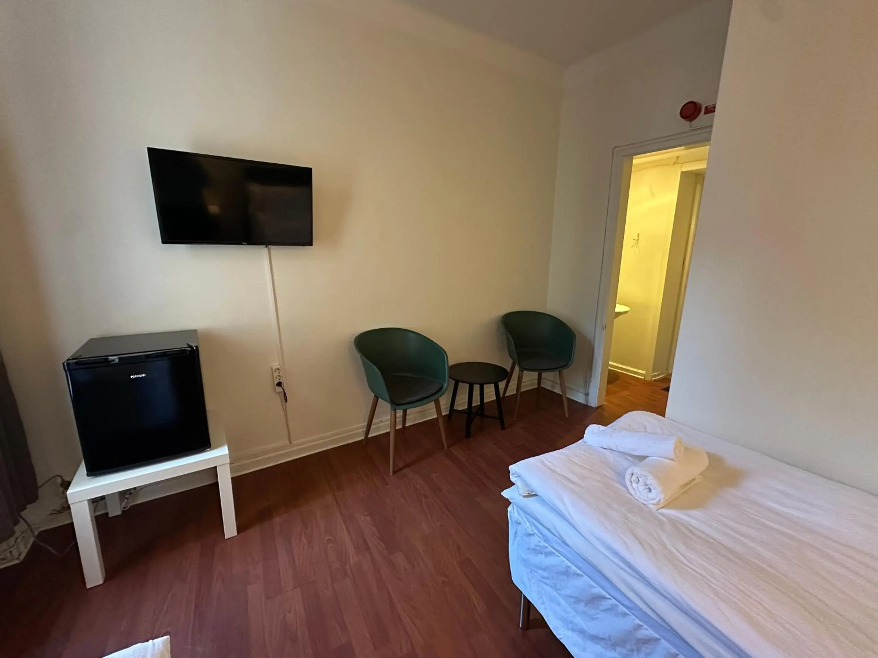 Single Bed in Male Dormitory Room in Vattengrändens Vandrarhem & Hotel Single Bed in Male Dormitory Room in Vattengrändens Vandrarhem & Hotel