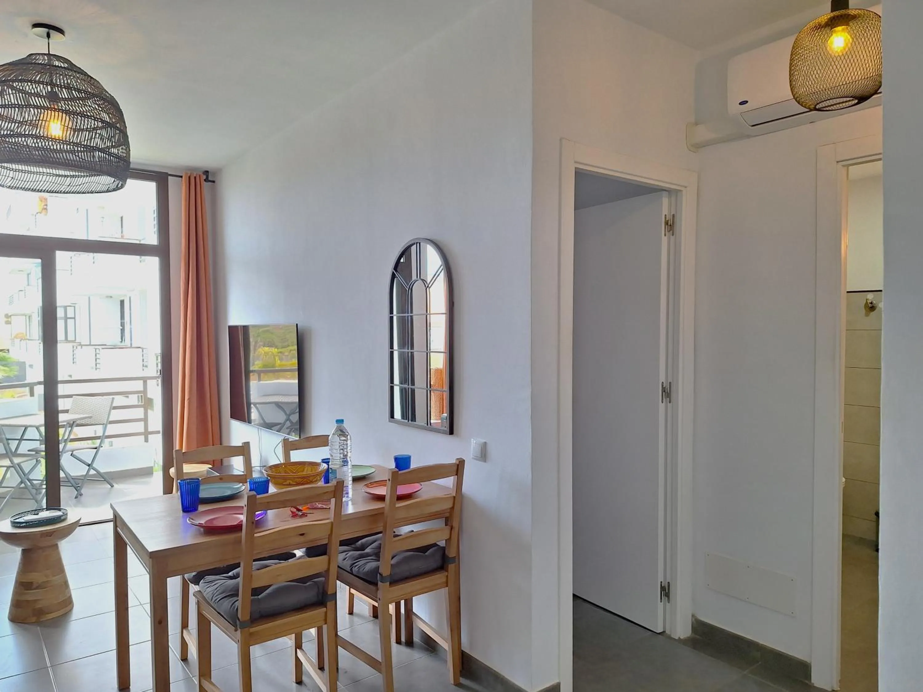 Living room in Stylish 2-Bedroom Apartment Yumbo