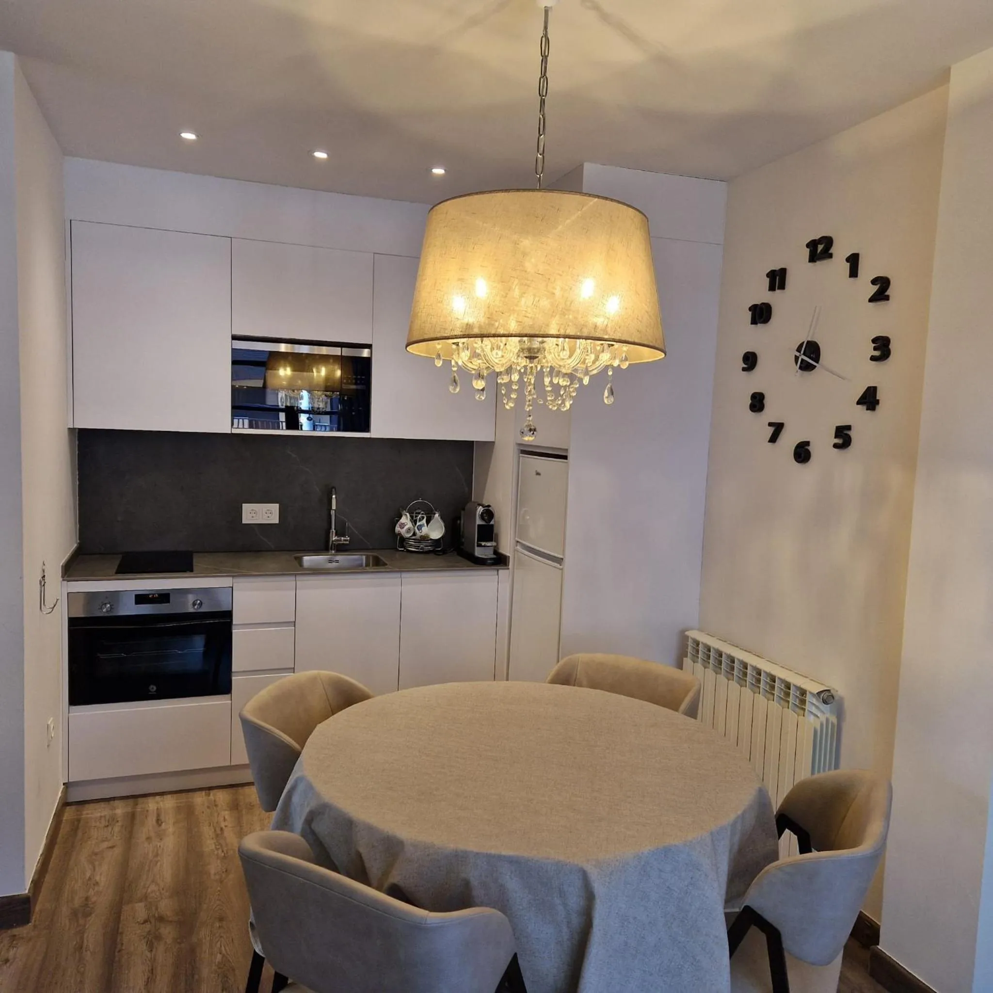 Dining area in Eth Palai