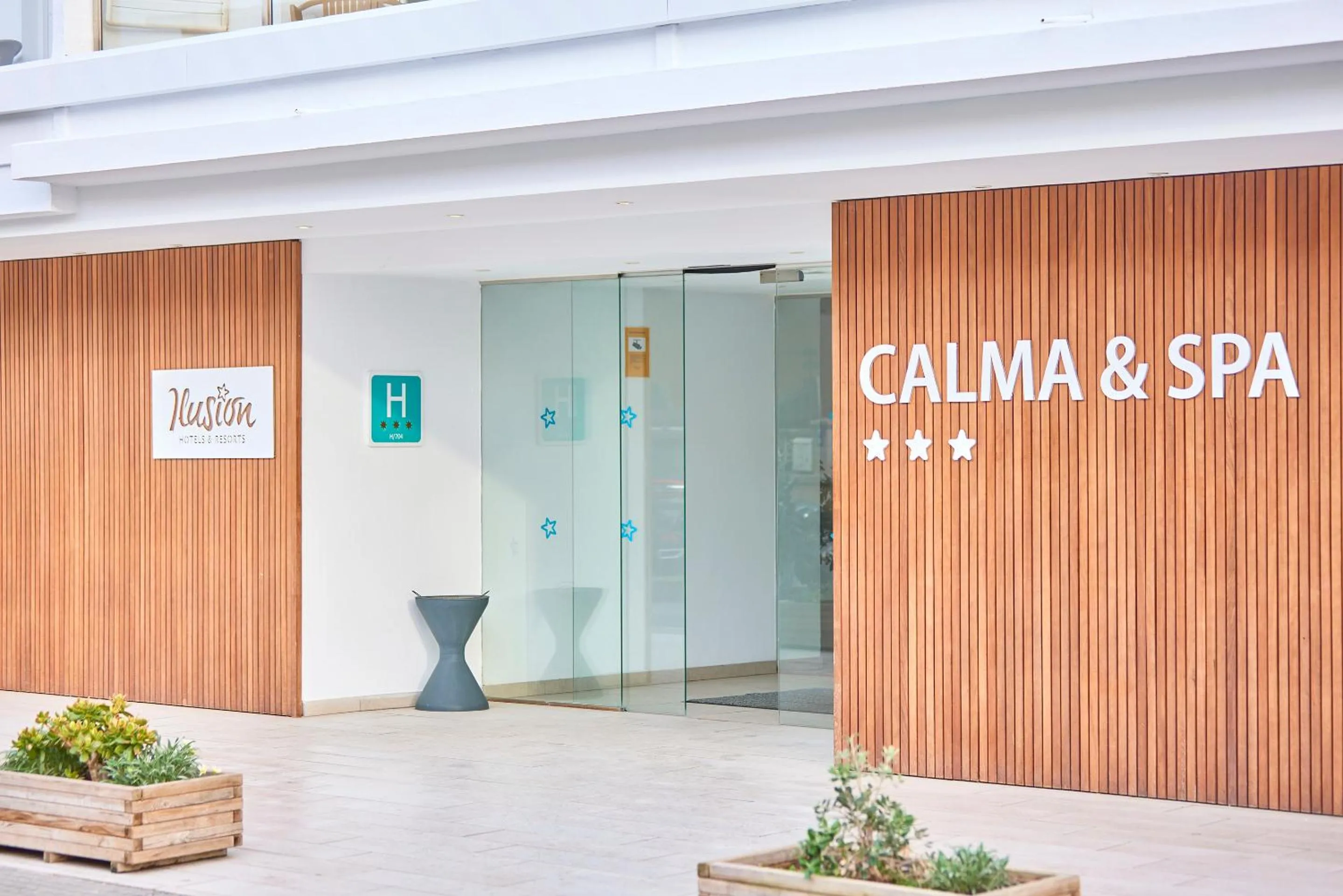 Facade/entrance in Hotel Ilusion Calma & Spa
