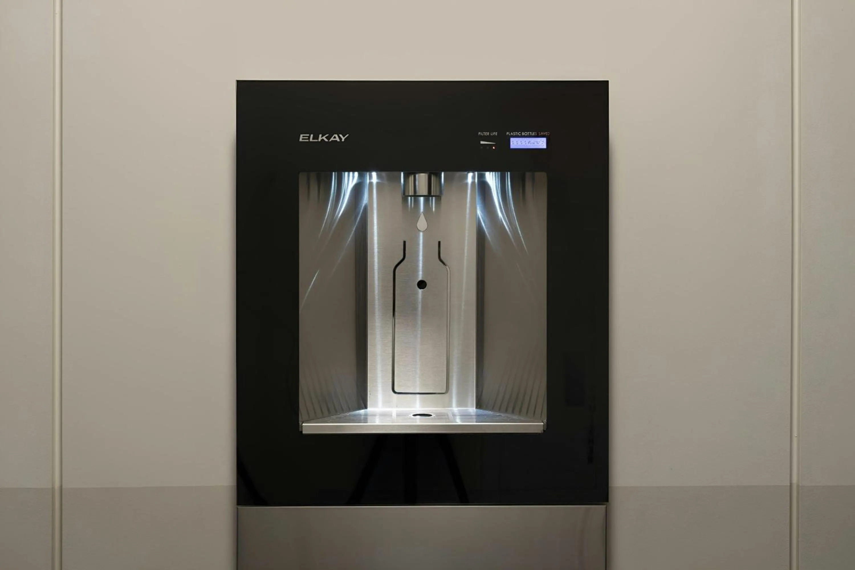 Lobby or reception in Sonder by Marriott Bonvoy Market Hall Apartments West Loop