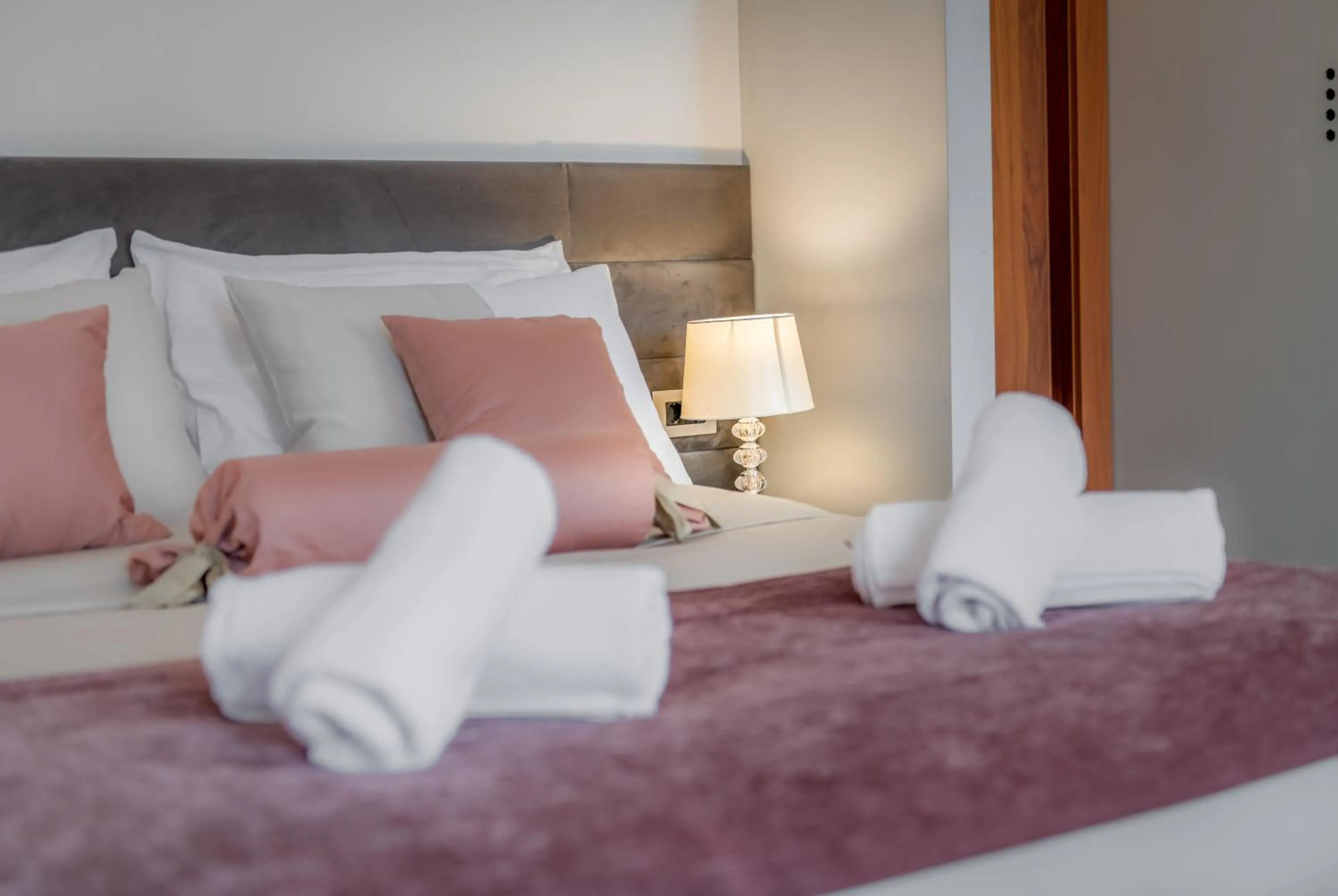 Bed in Starlight Luxury Suites