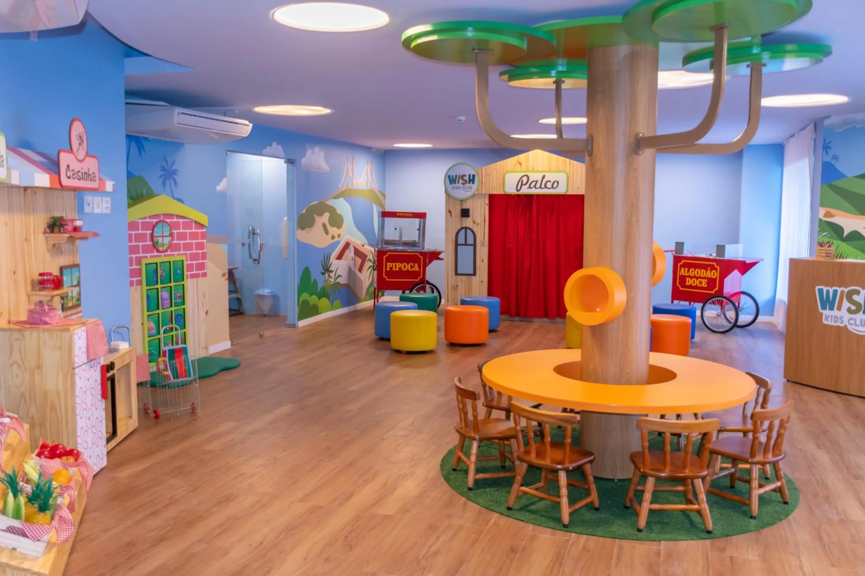 Kids's club in Wish Natal