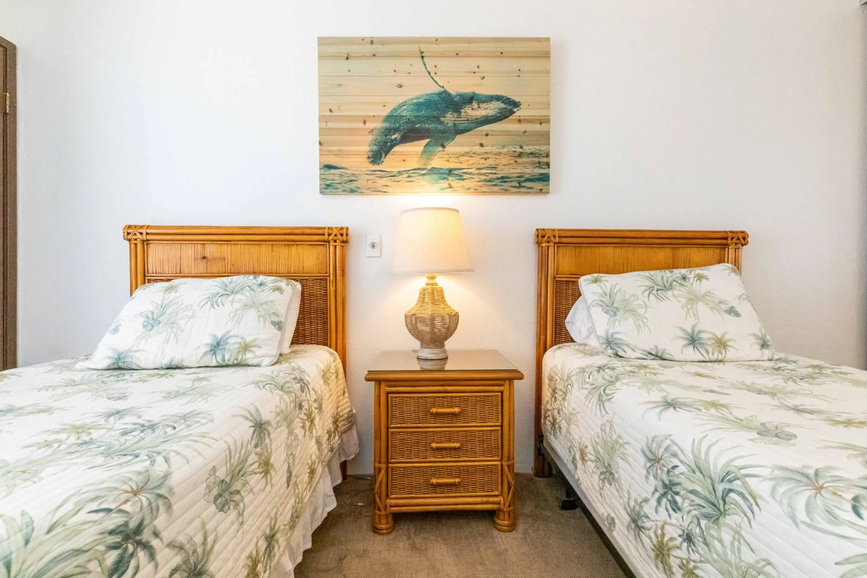 Bed in Hale Kamaole 308