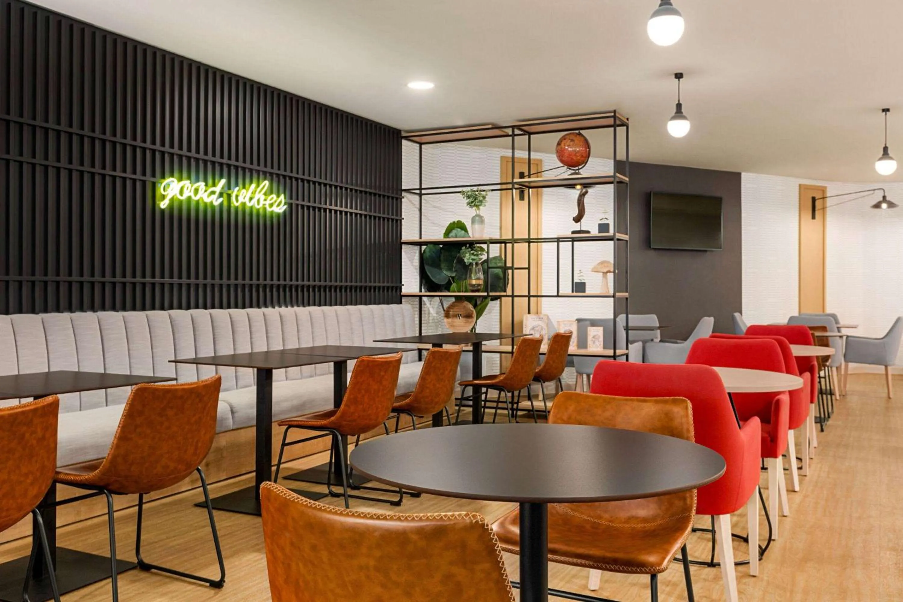 Restaurant/places to eat in Ramada by Wyndham Madrid Tres Cantos