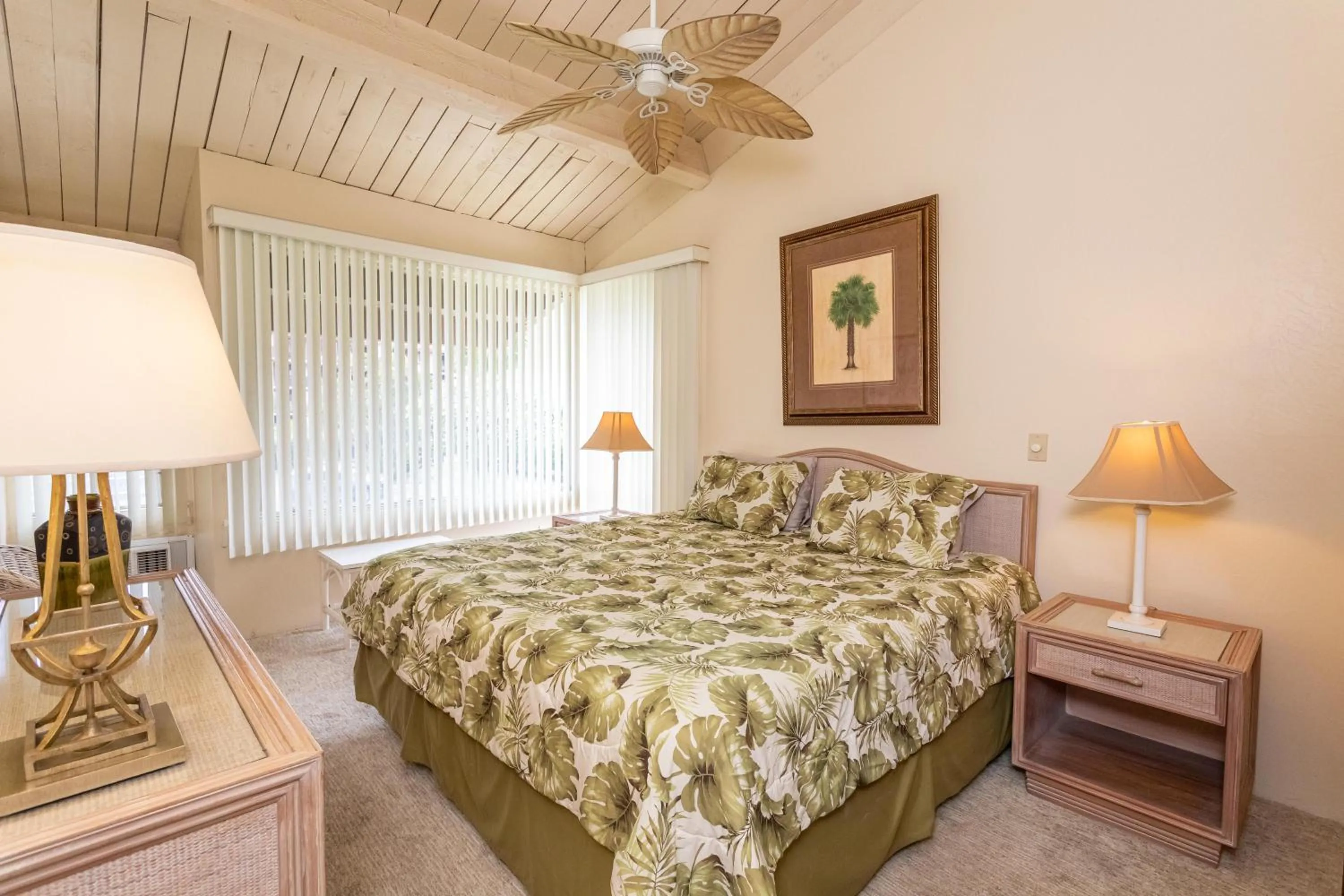 Bed in Hale Kamaole 222