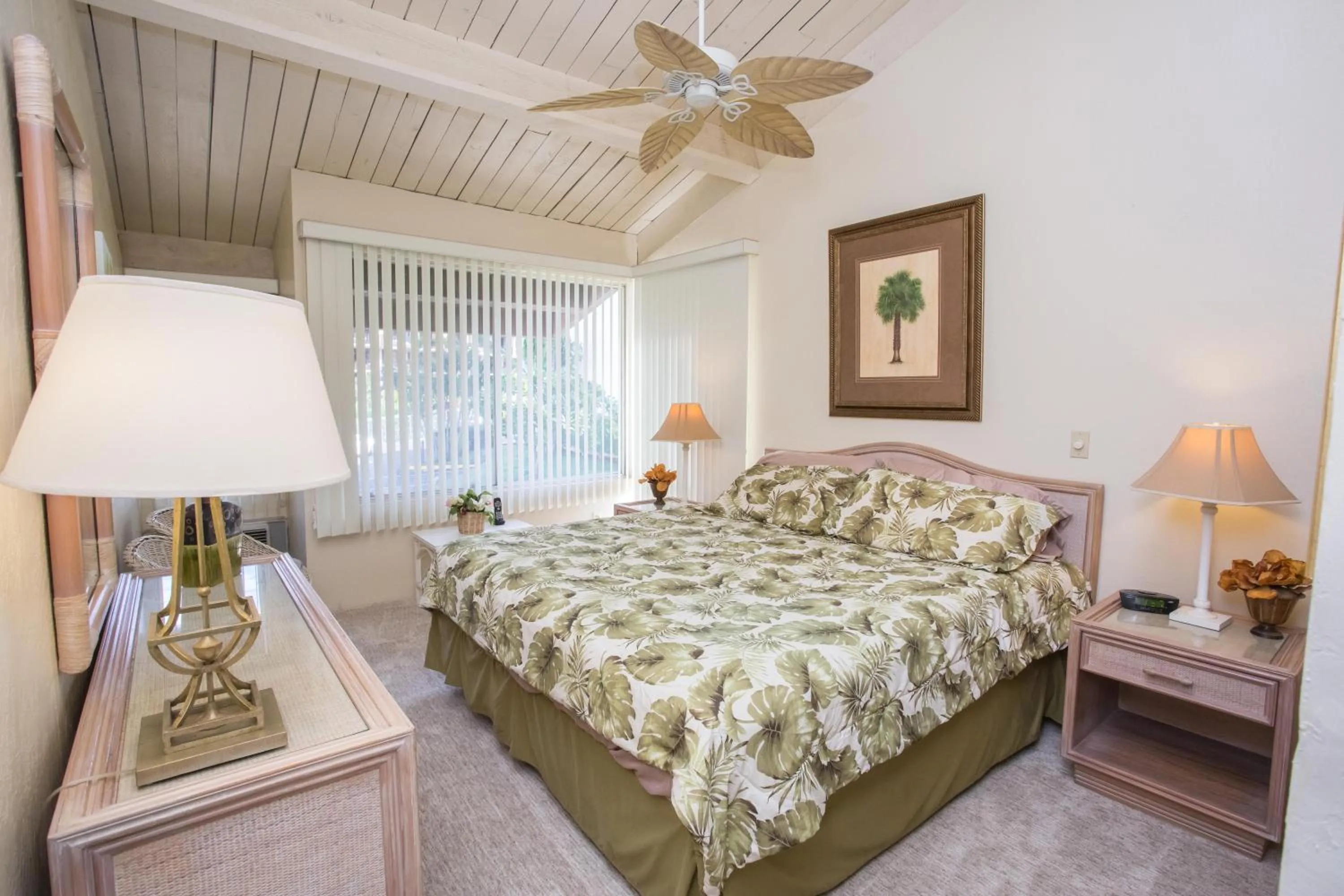 Bed in Hale Kamaole 222