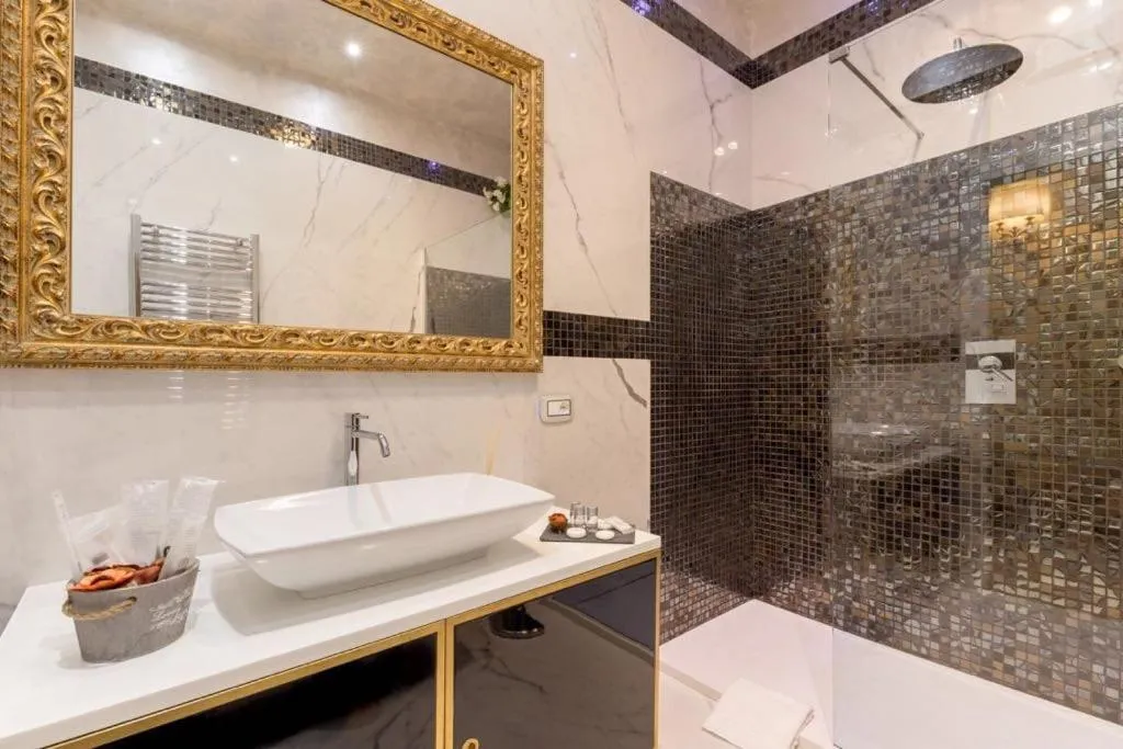 Toilet in Piazza Venezia Luxury Suite