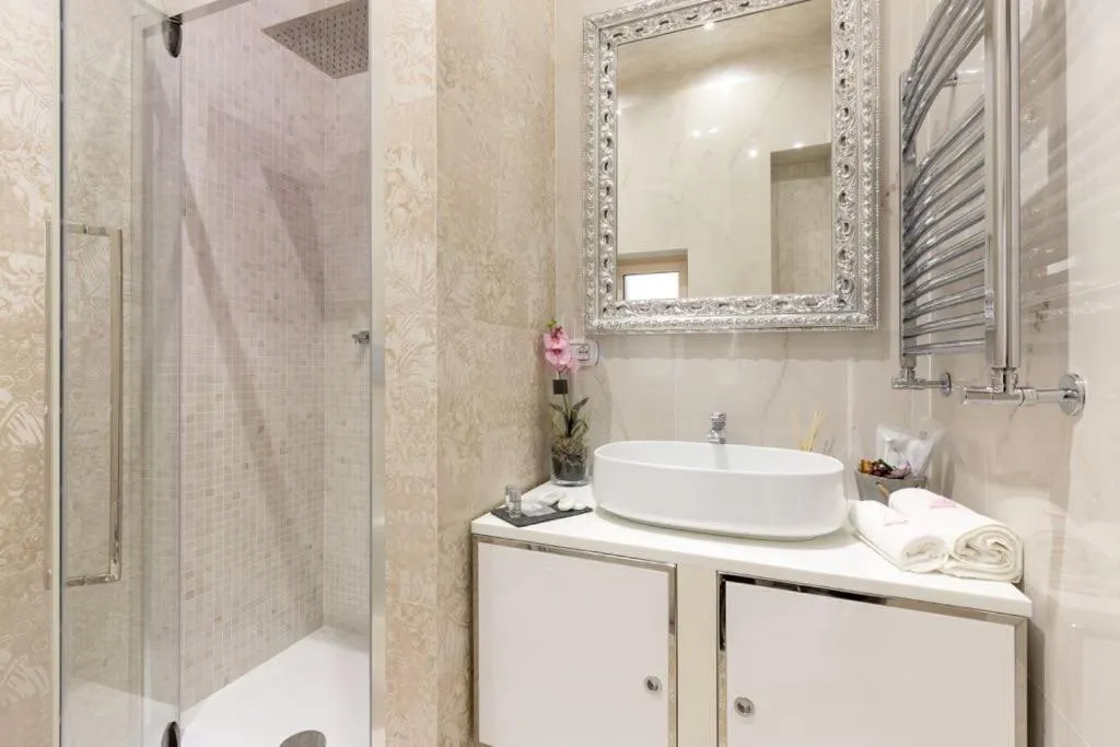 Bathroom in Piazza Venezia Luxury Suite