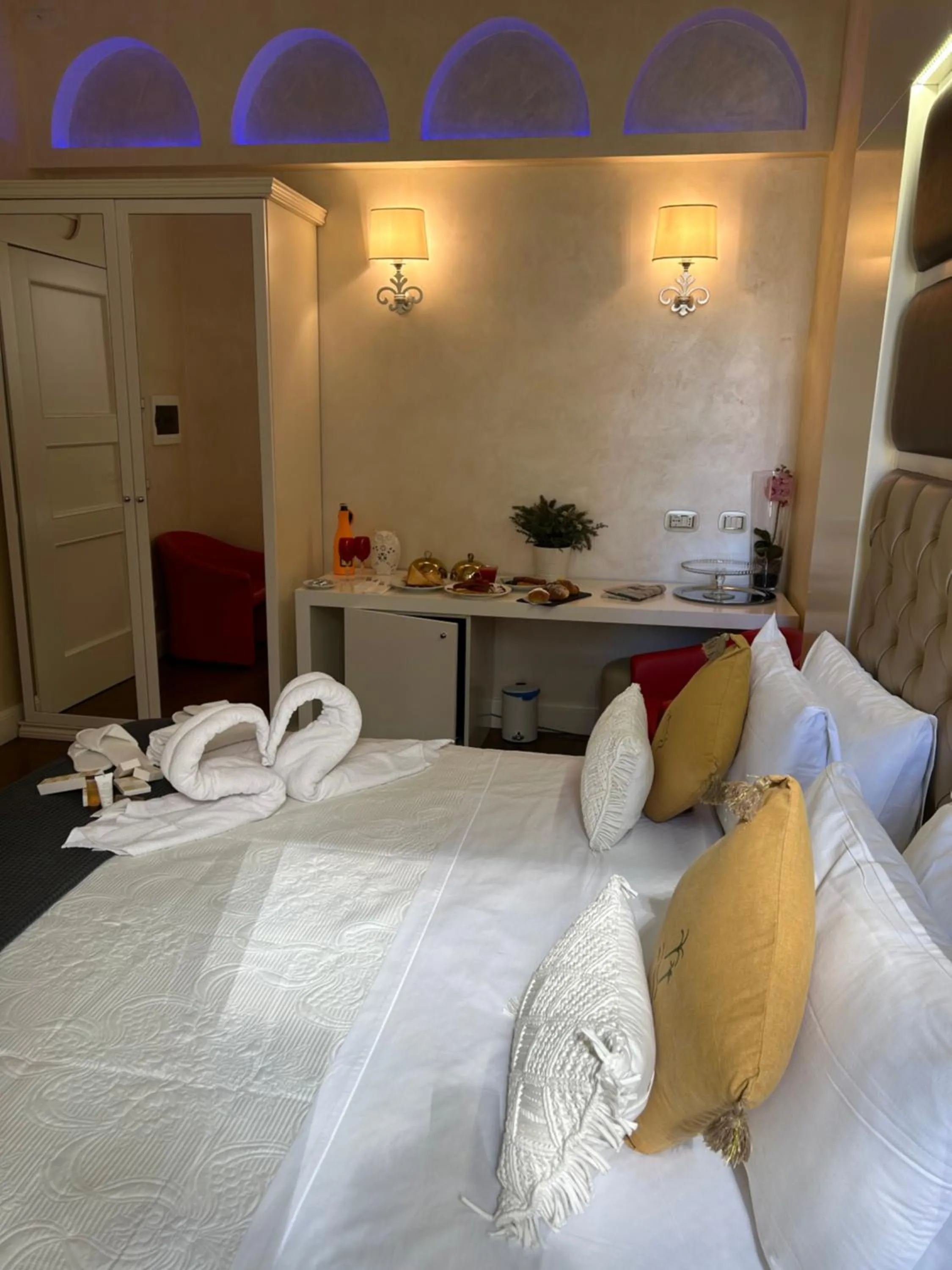 Bed in Piazza Venezia Luxury Suite