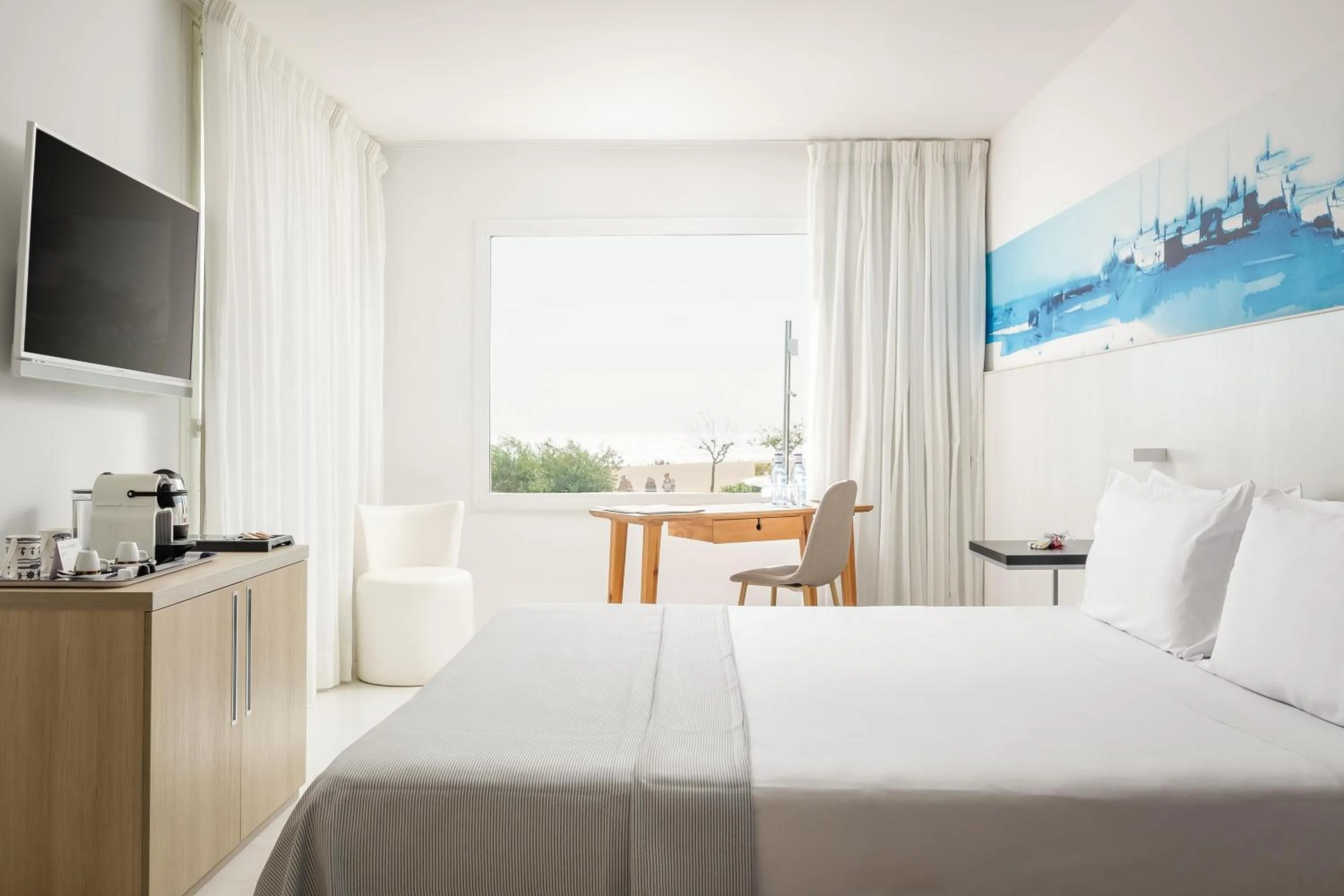 Photo of the whole room, Bed in ALEGRIA Mar Mediterrania 4 Sup Adults Only