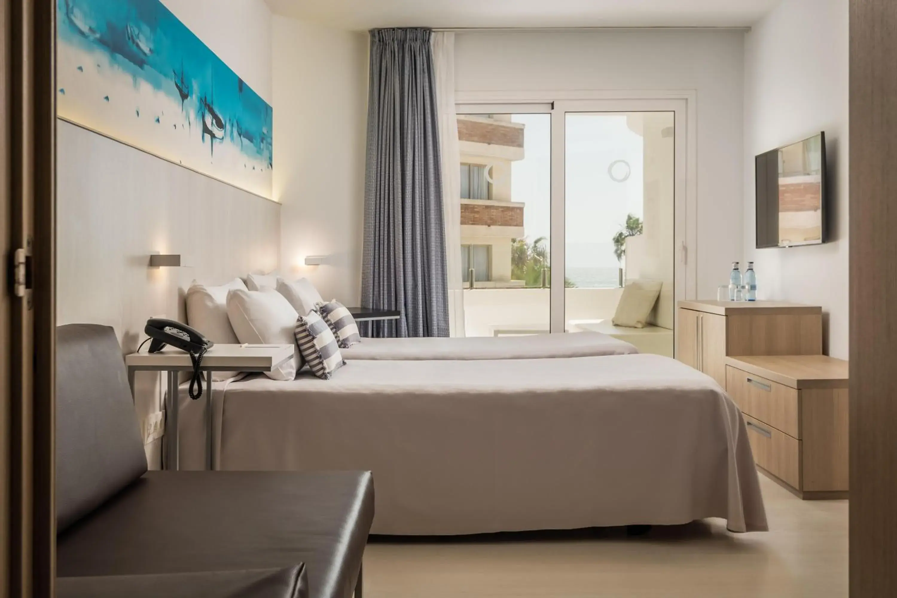 Photo of the whole room, Bed in ALEGRIA Mar Mediterrania 4 Sup Adults Only Photo of the whole room, Bed in ALEGRIA Mar Mediterrania 4 Sup Adults Only