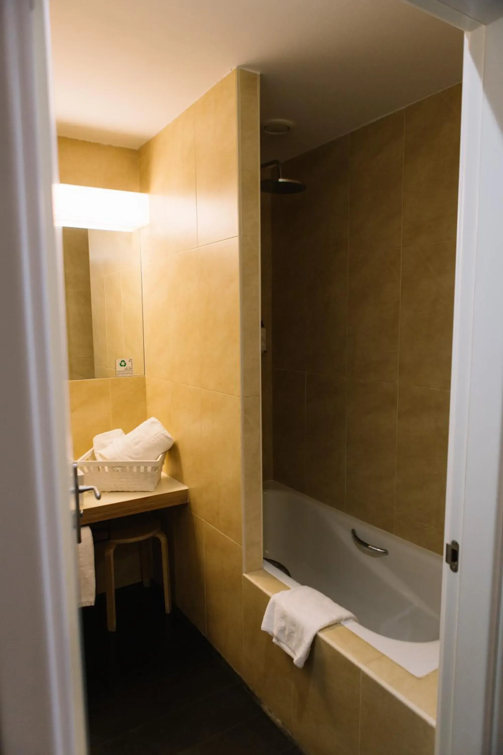 Bathroom in ETH Rioja Bathroom in ETH Rioja