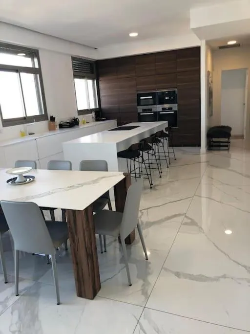 The Penthouse Of Haneviim court