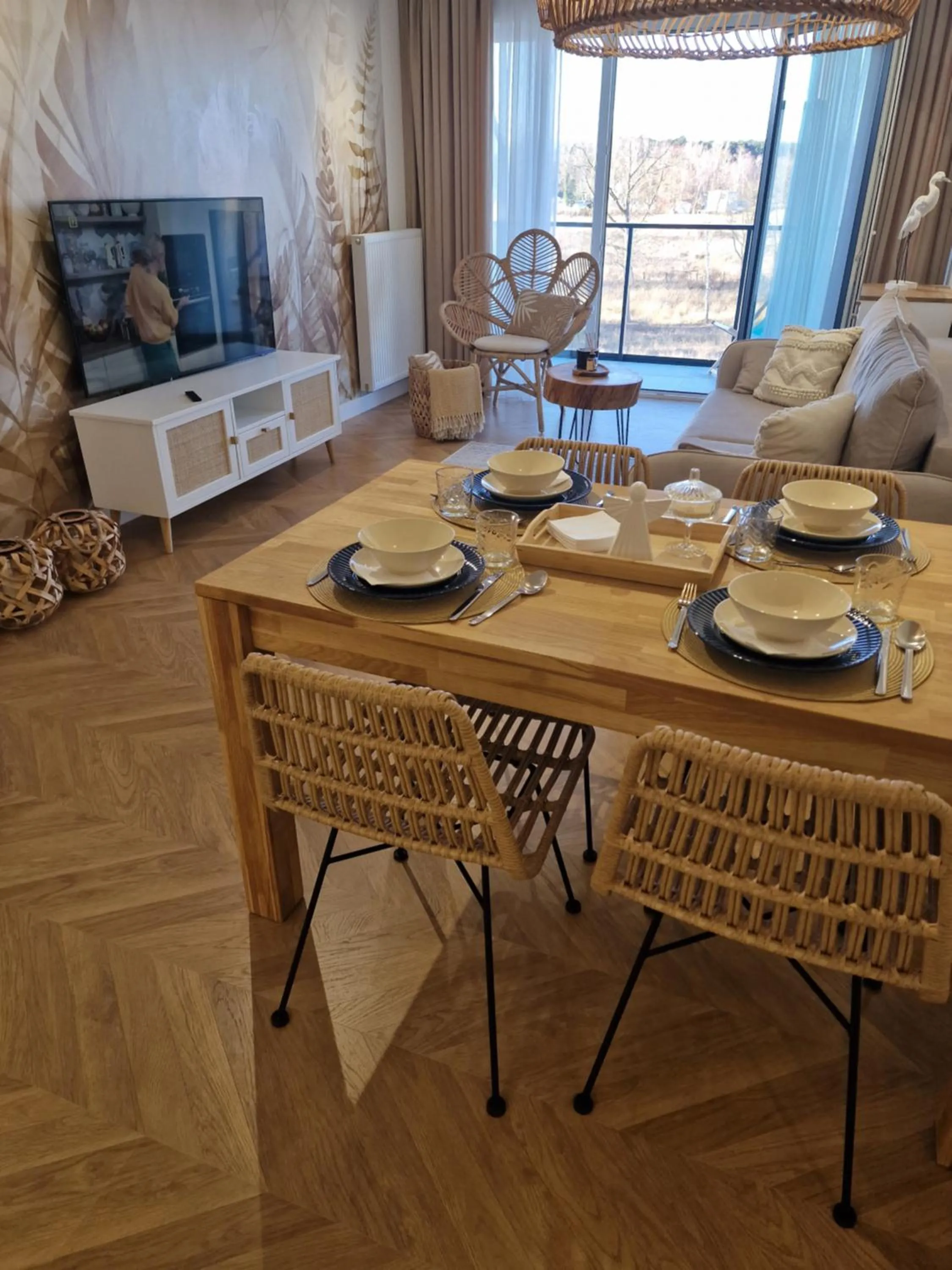 Apartament ODNOWA z widokiem na morze, basen i jacuzzi