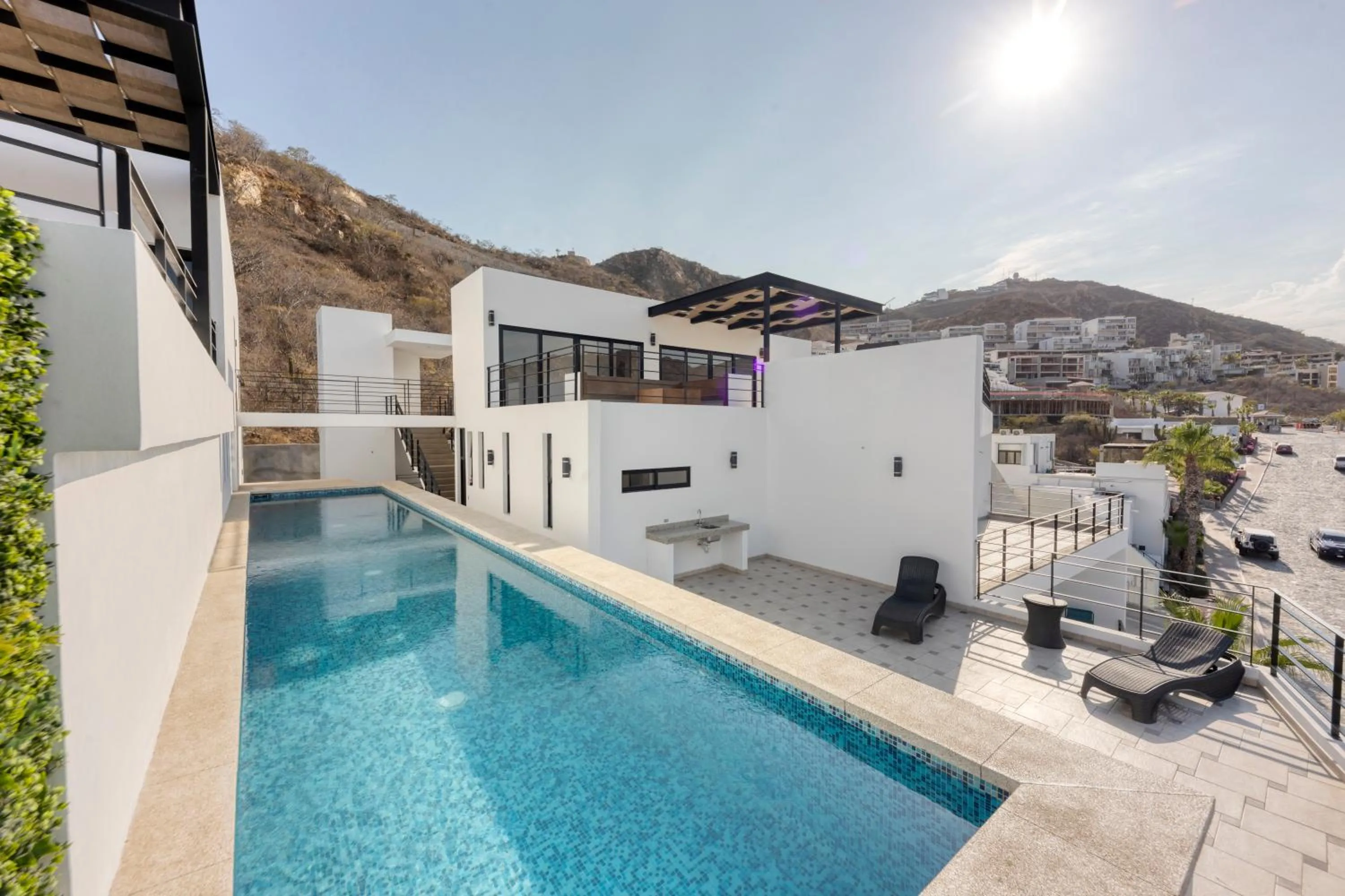 Pool view in Pedregal Towers