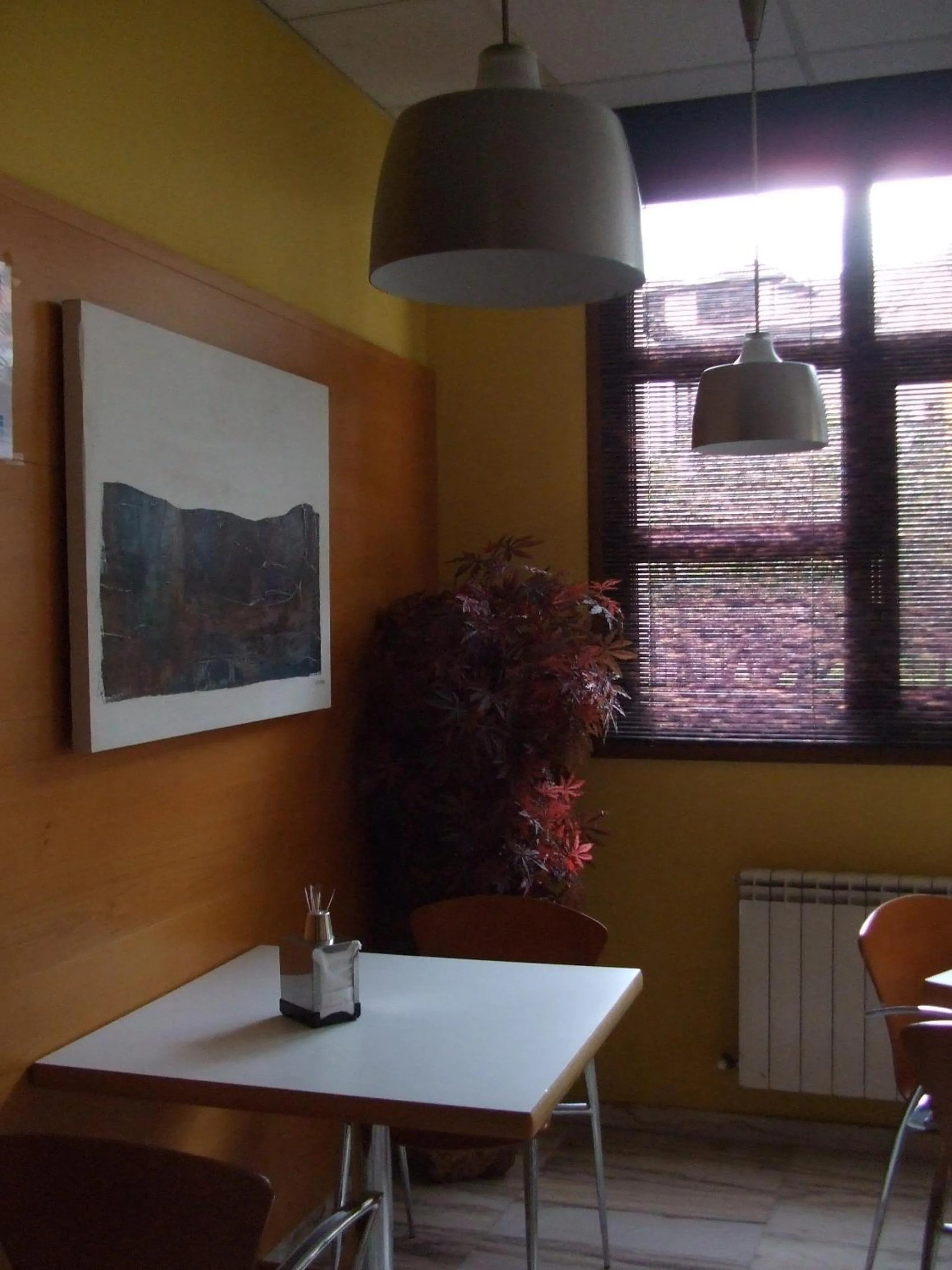 Restaurant/places to eat in Hotel las Cruces