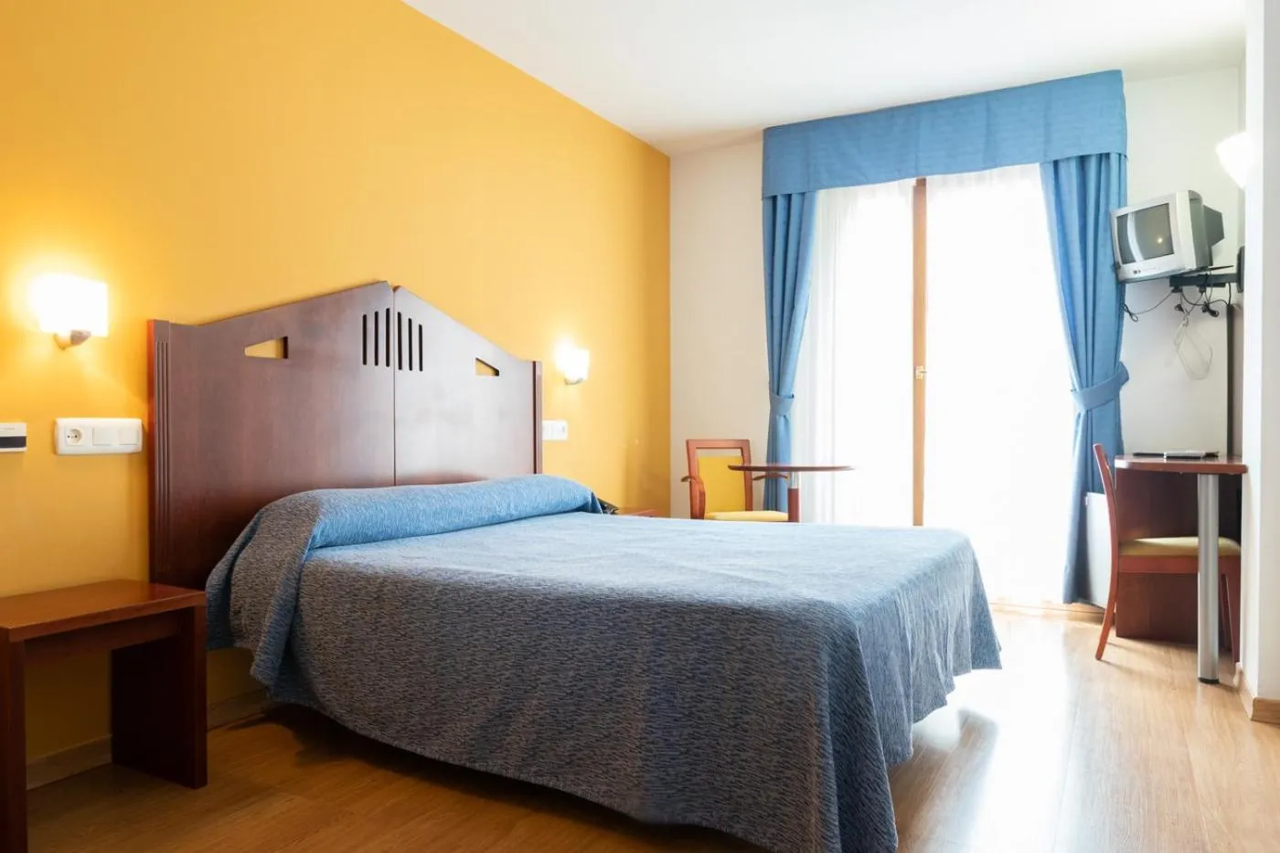 Bed in Hotel las Cruces