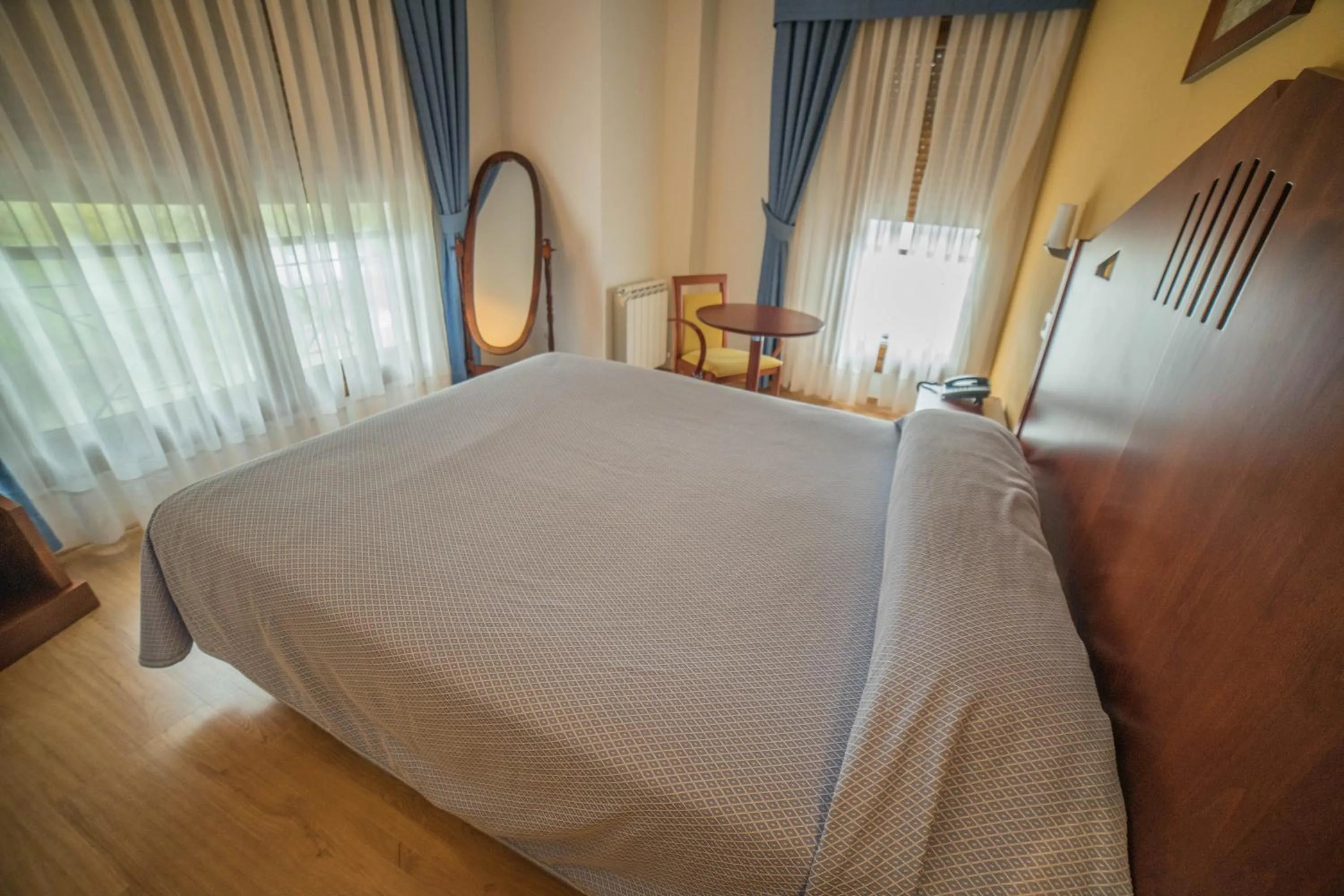 Photo of the whole room, Bed in Hotel las Cruces