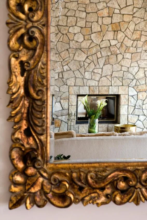 Decorative detail in Vytina Mountain View Hotel