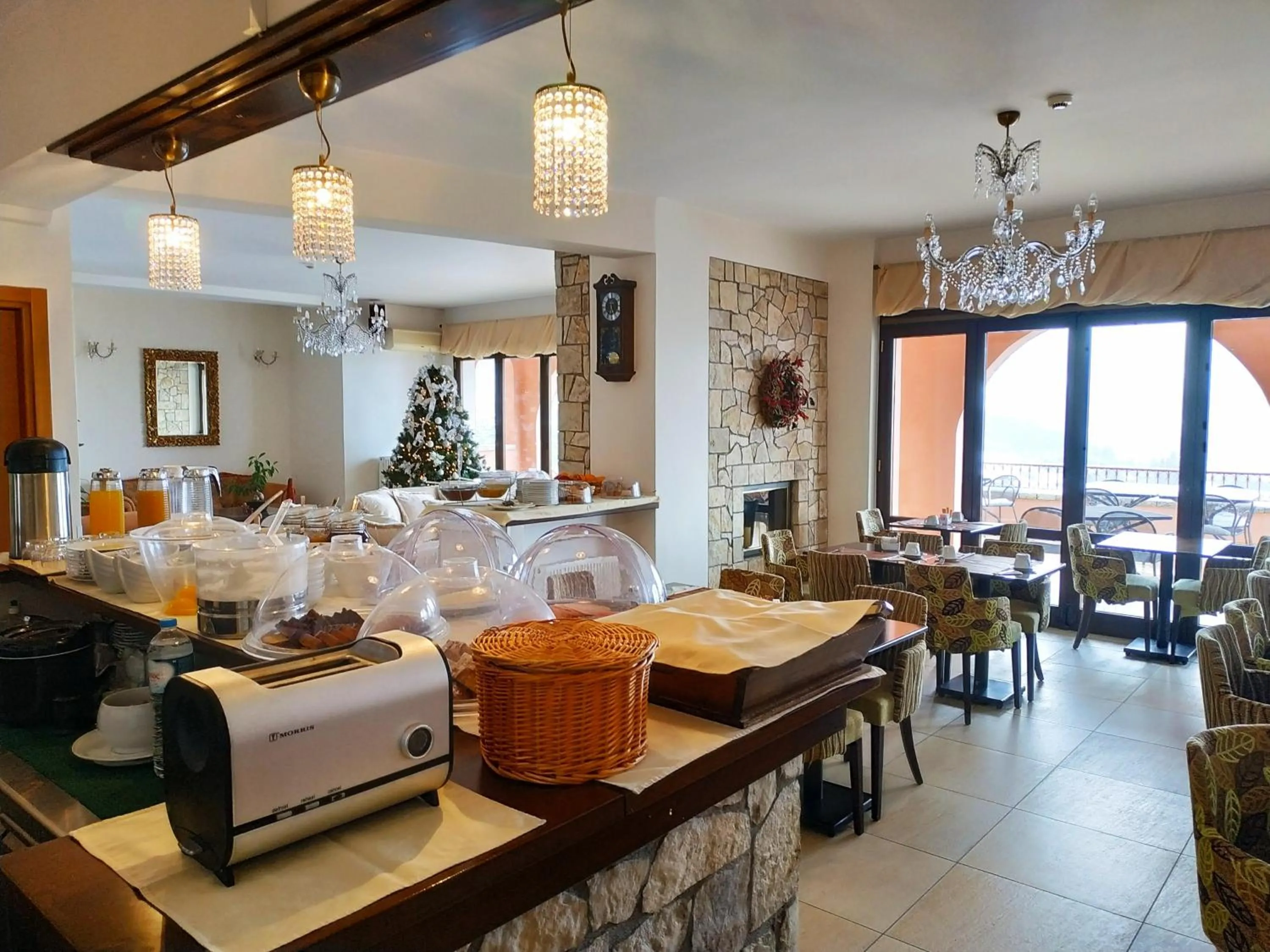 Restaurant/places to eat in Vytina Mountain View Hotel