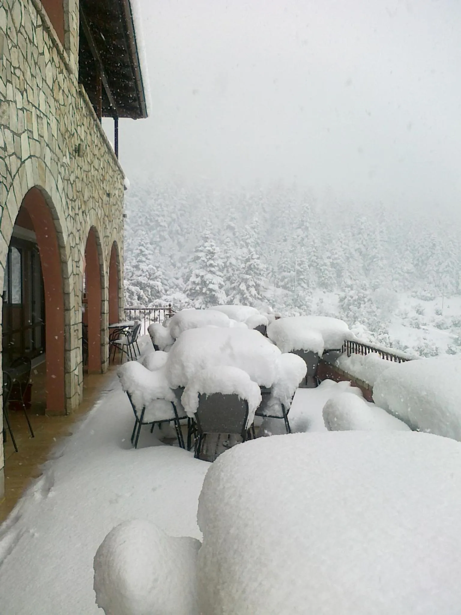 Property building in Vytina Mountain View Hotel