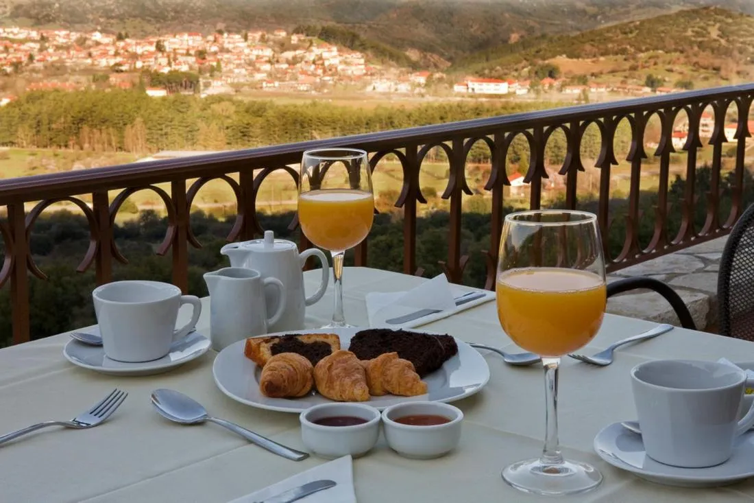 Restaurant/places to eat in Vytina Mountain View Hotel