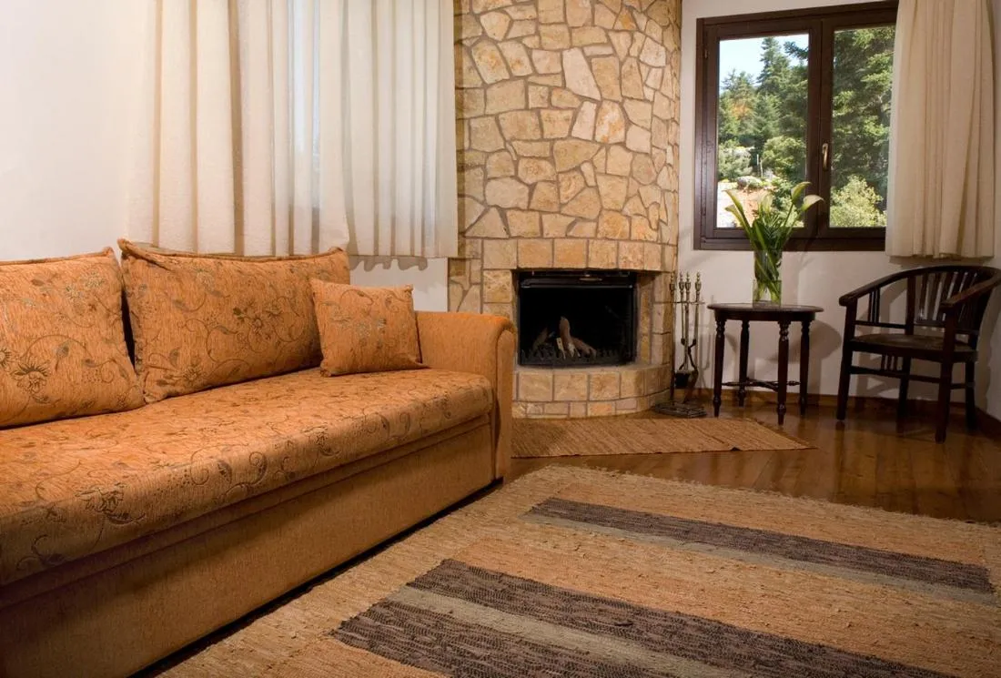 Living room in Vytina Mountain View Hotel