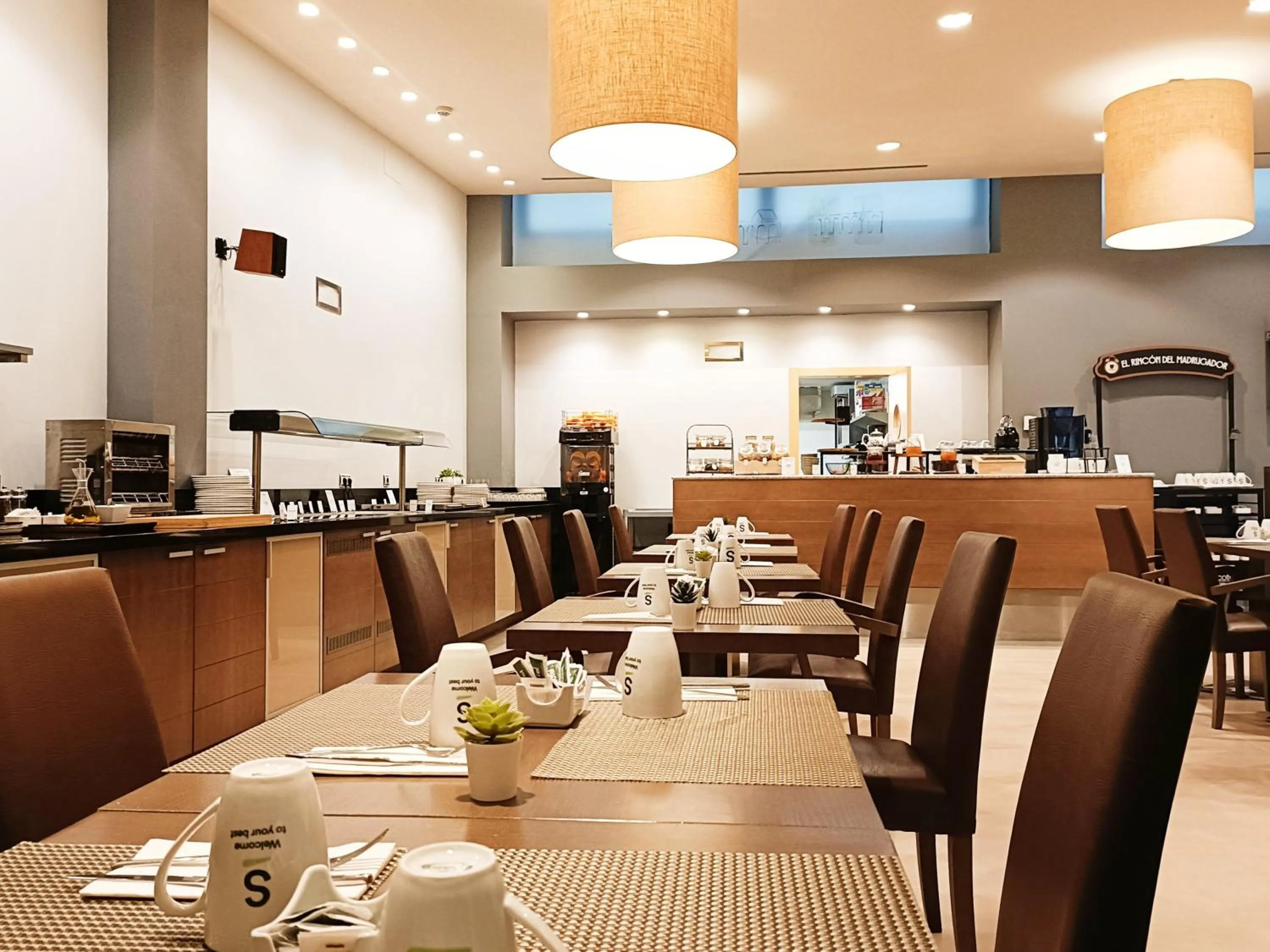 Breakfast in Hotel Sercotel Portales