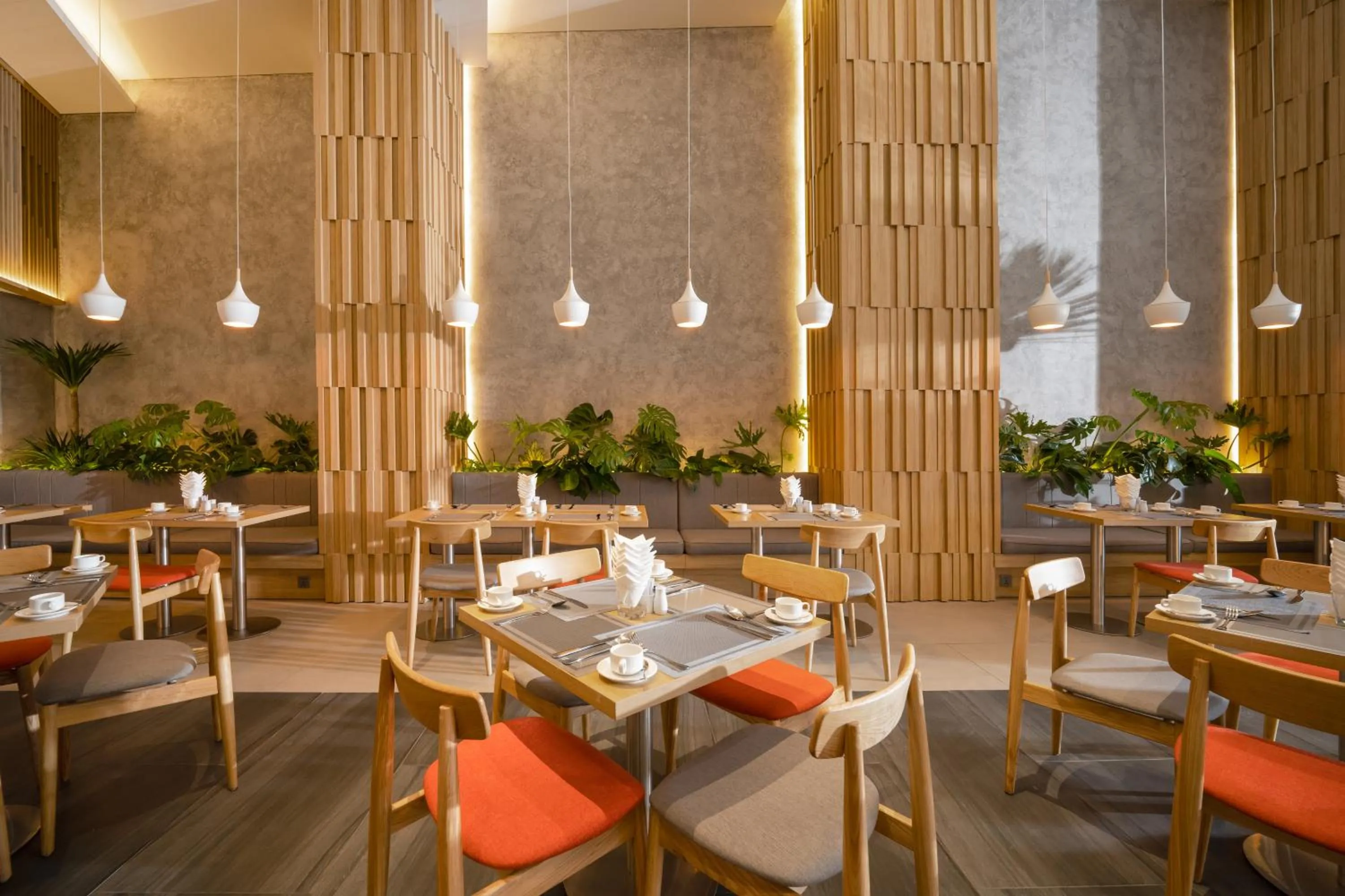 Restaurant/places to eat in Estrella Boutique Hotel