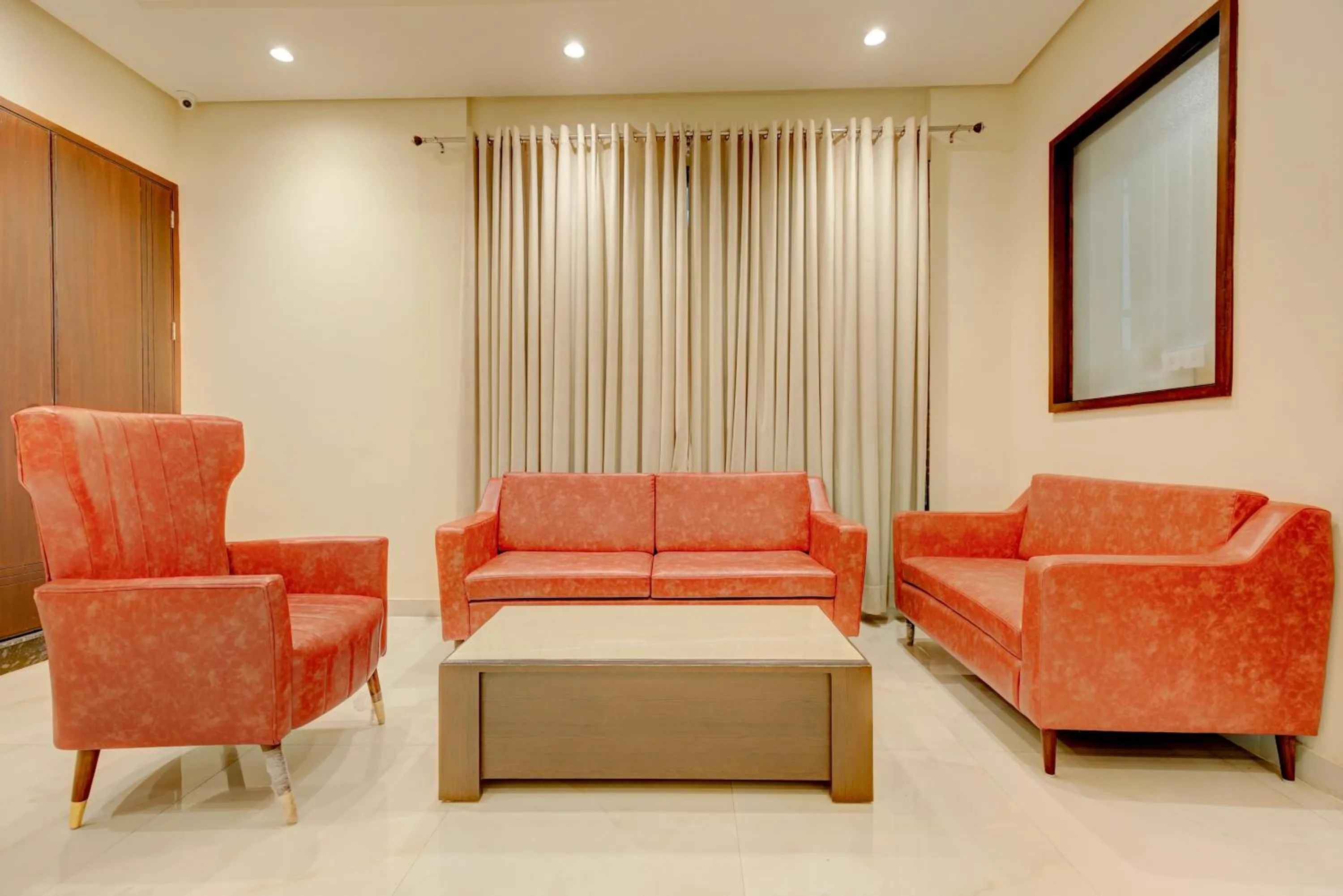 Lobby or reception in Collection O Ovel Hotel Grand