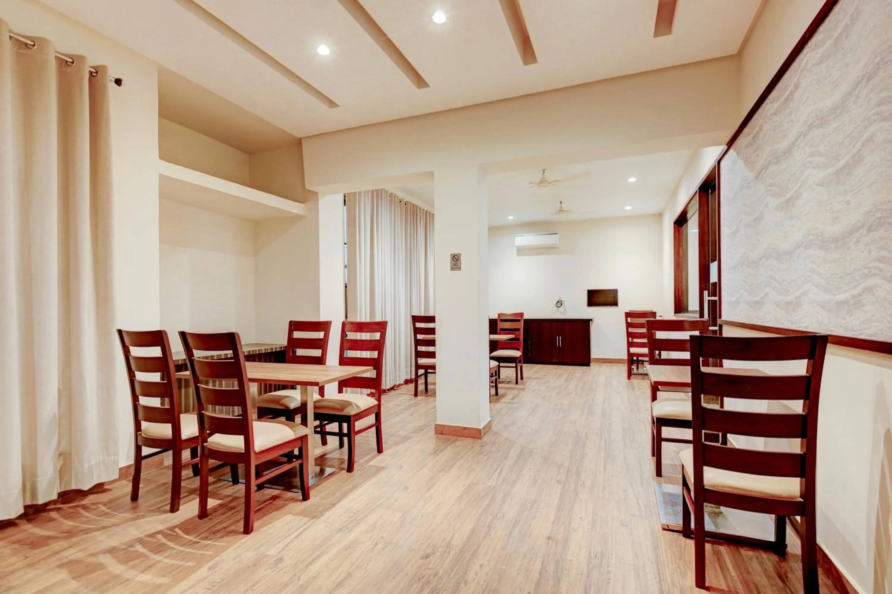 Other in Collection O Ovel Hotel Grand