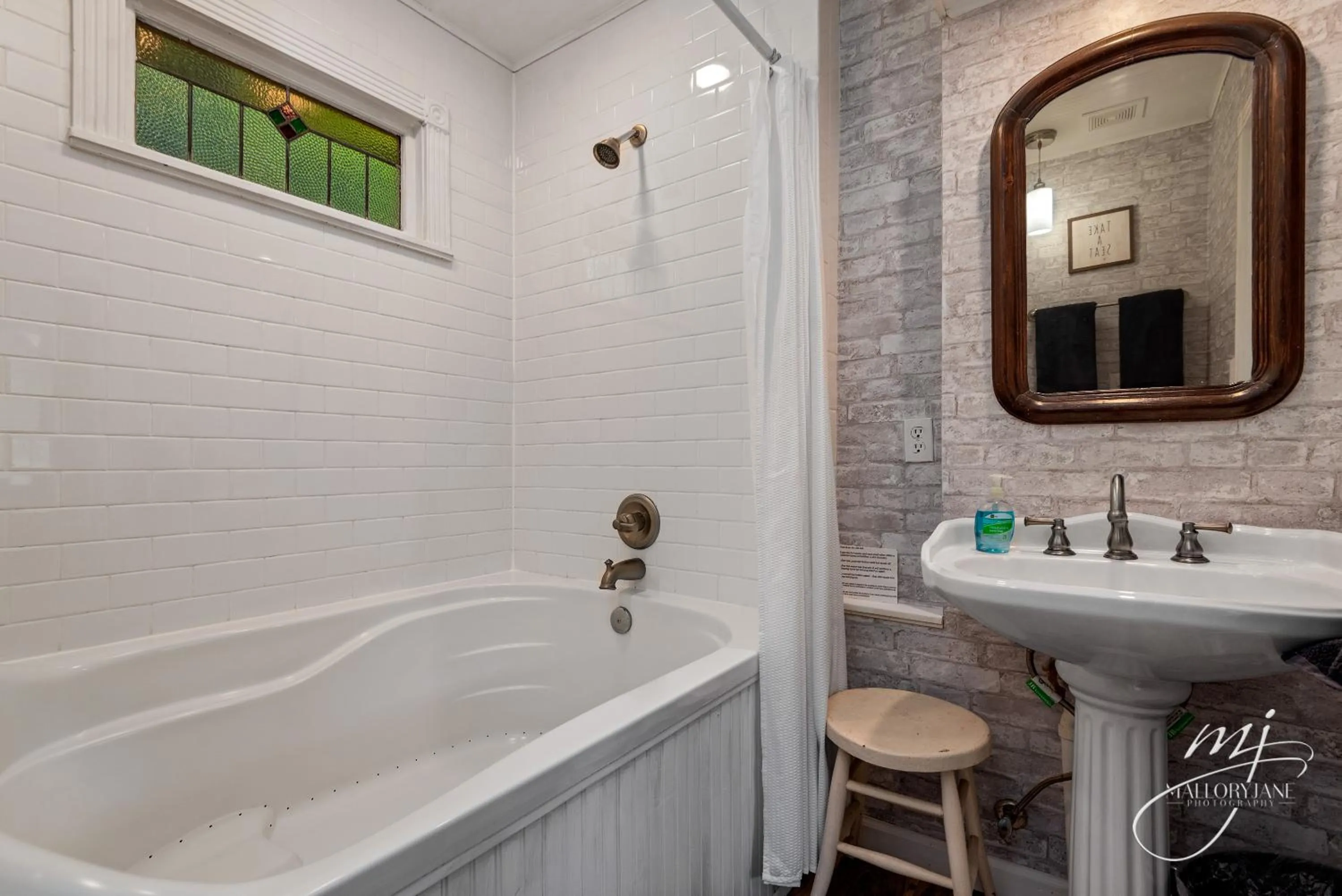 The 1883 Peabody House Bed & Breakfast