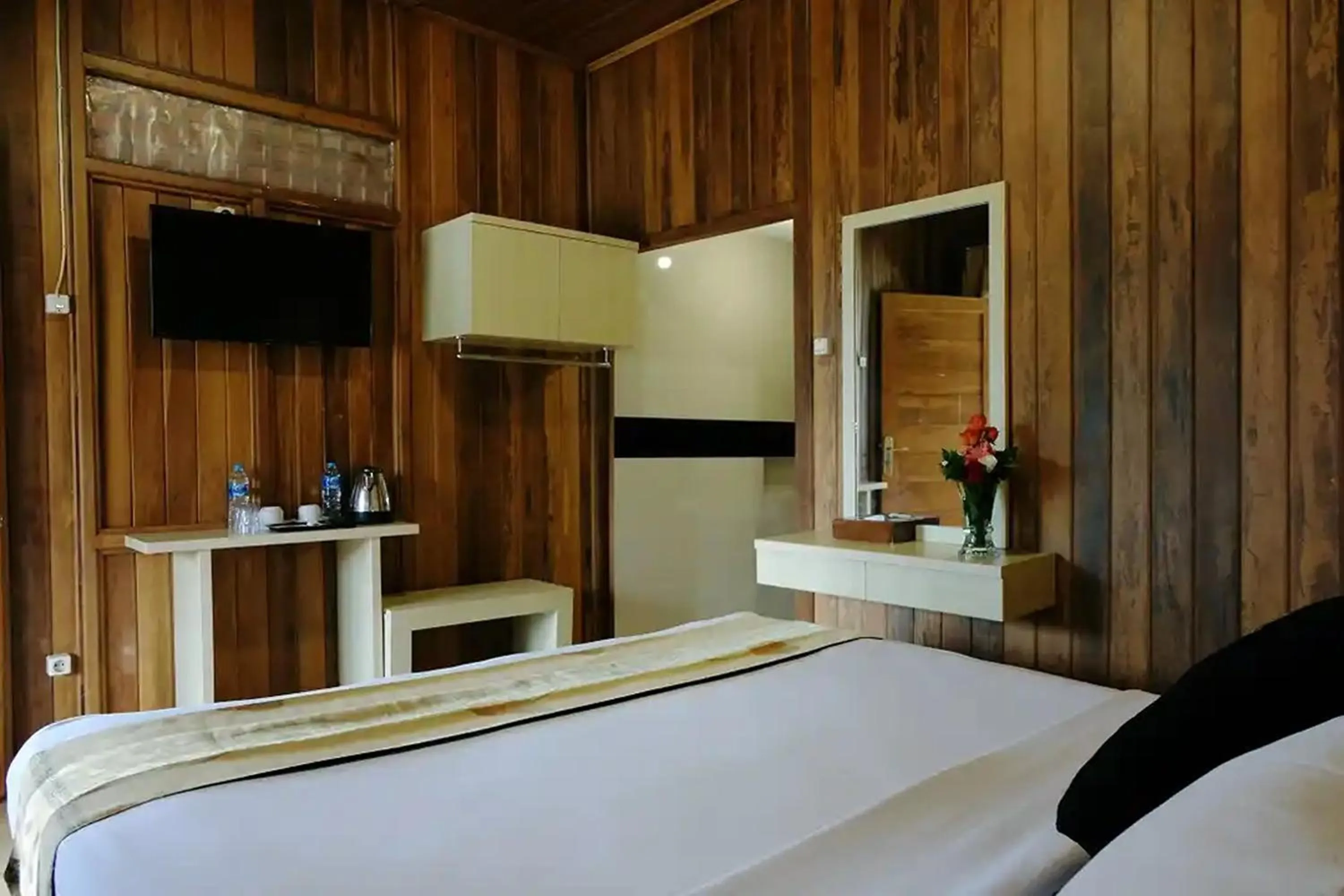 Bed in Hotel Pesona Ciwidey