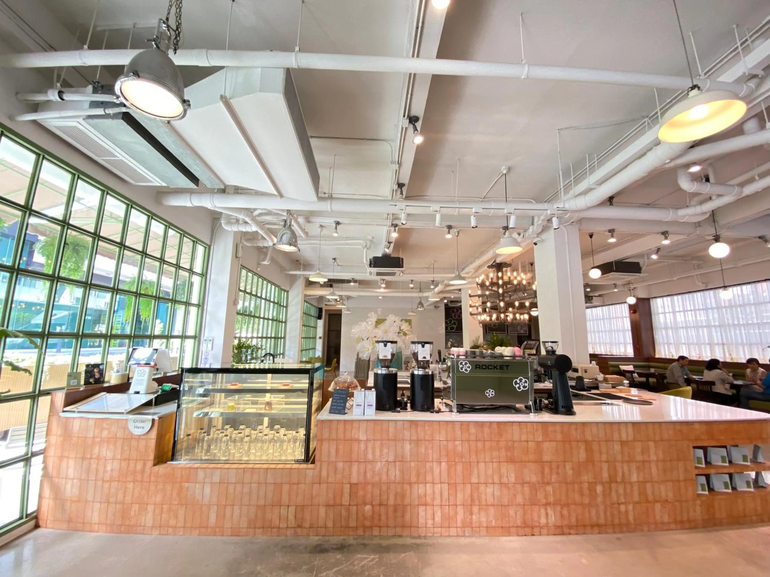 Restaurant/places to eat in Beat Hotel Bangkok