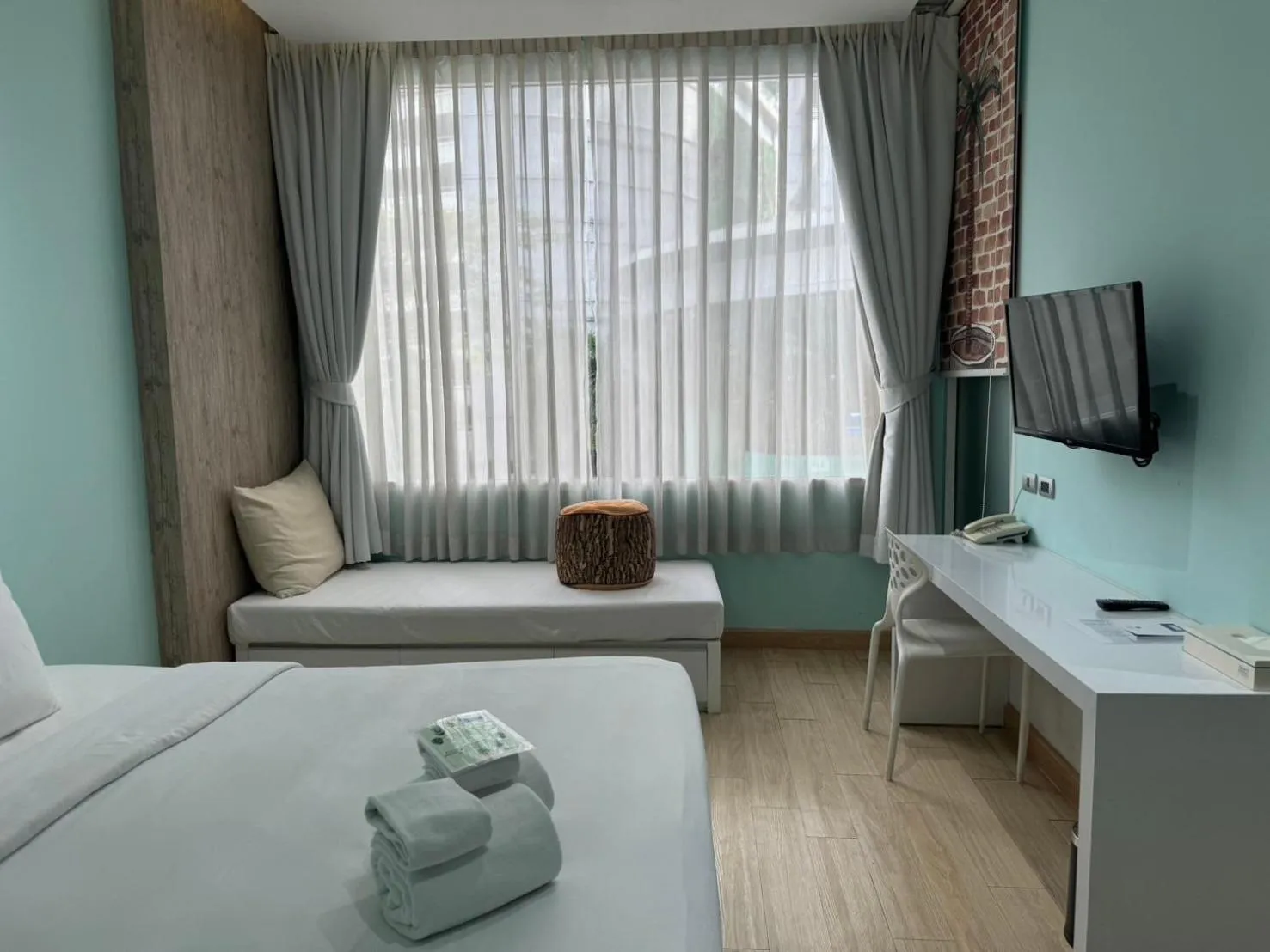 Bedroom, Bed in Beat Hotel Bangkok