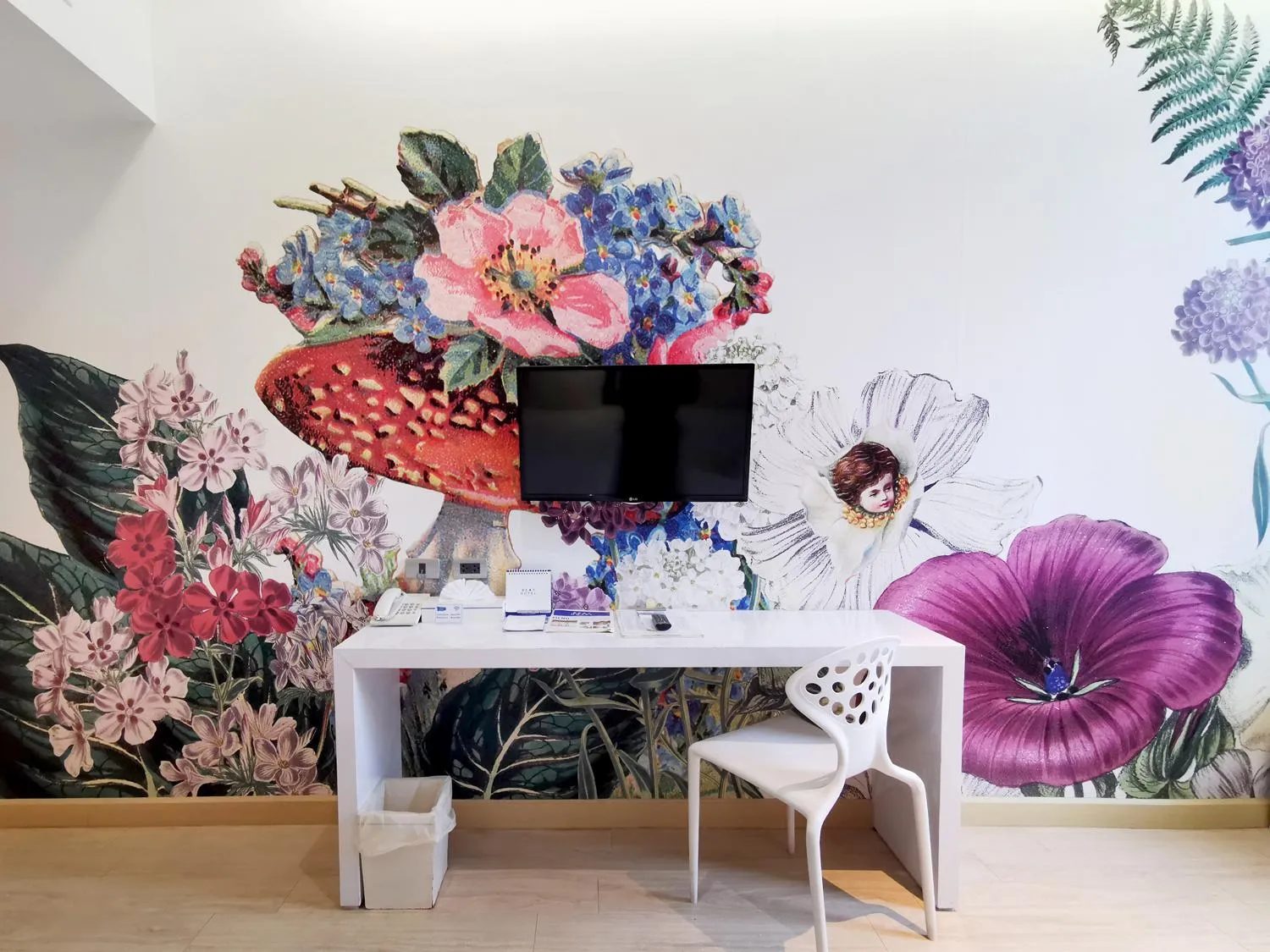 TV and multimedia in Beat Hotel Bangkok