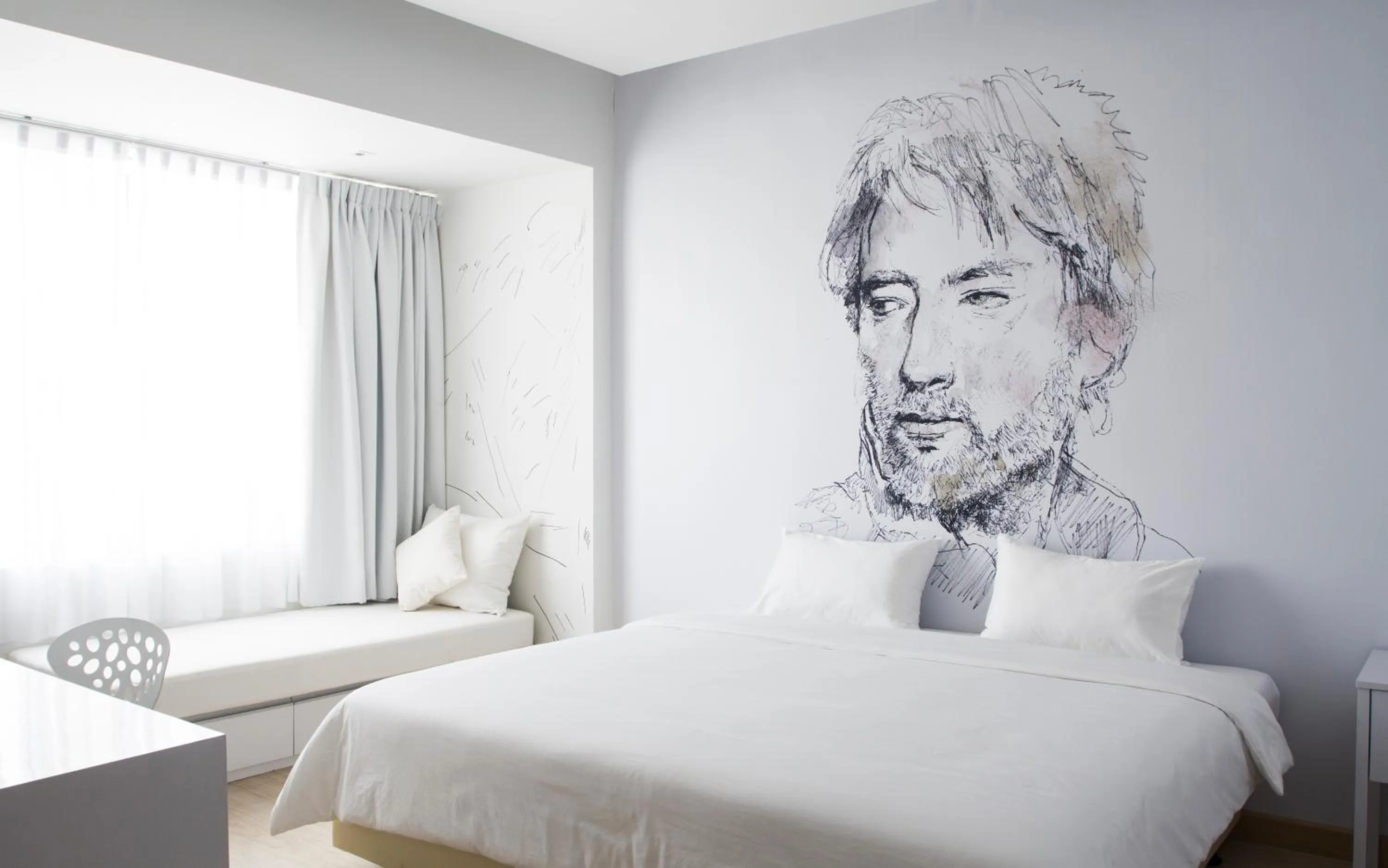 Bed in Beat Hotel Bangkok