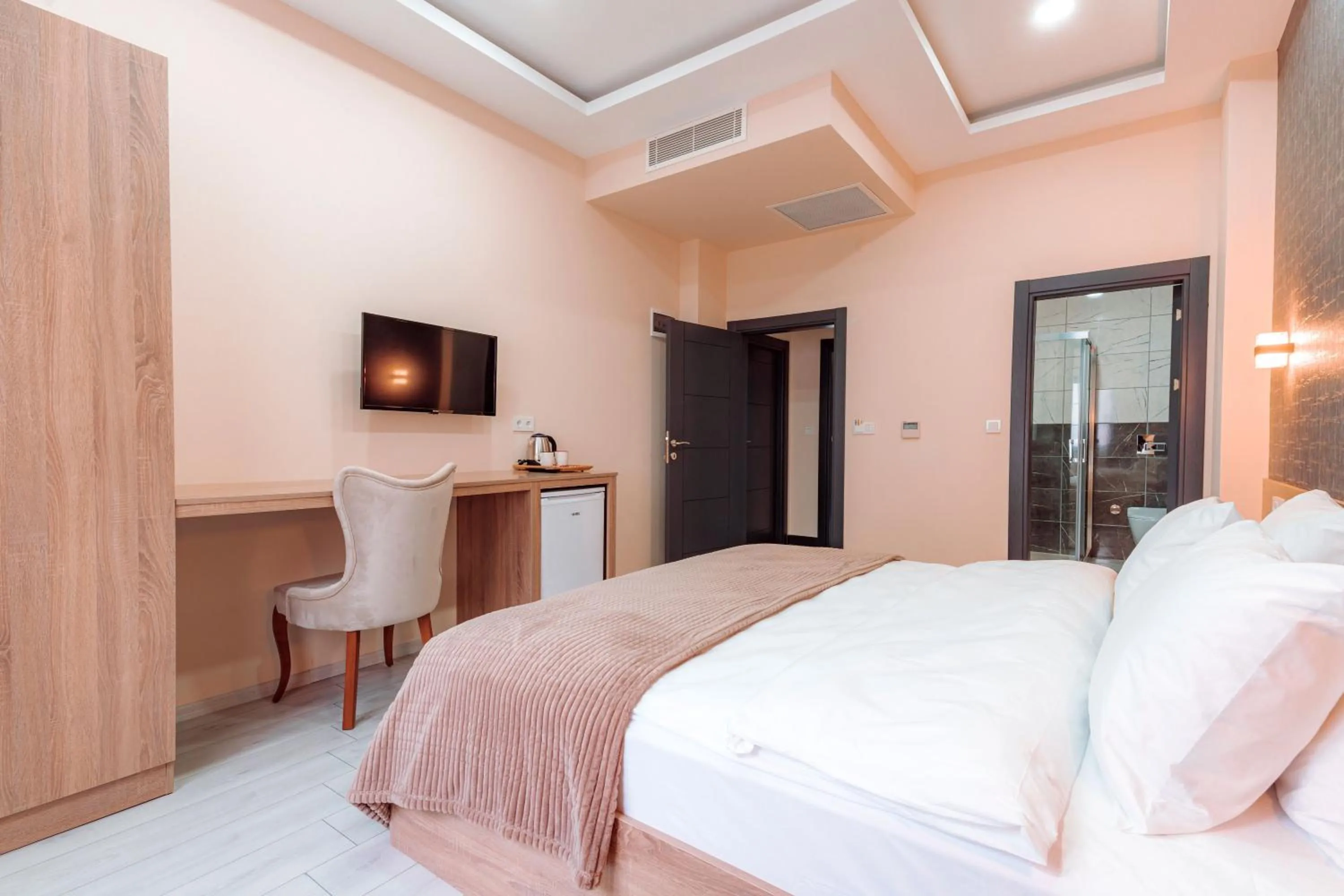 Communal lounge/ TV room in Lidzo Villa Butik Otel